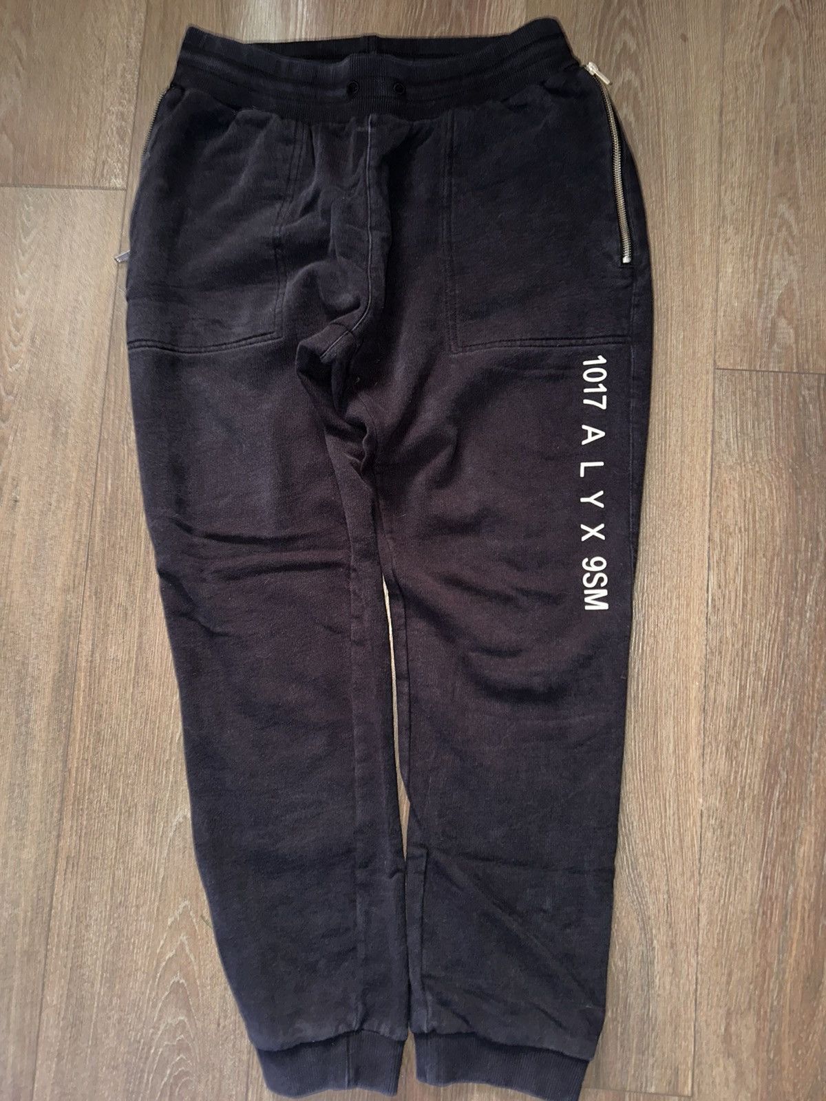 1017 Alyx sweatpants