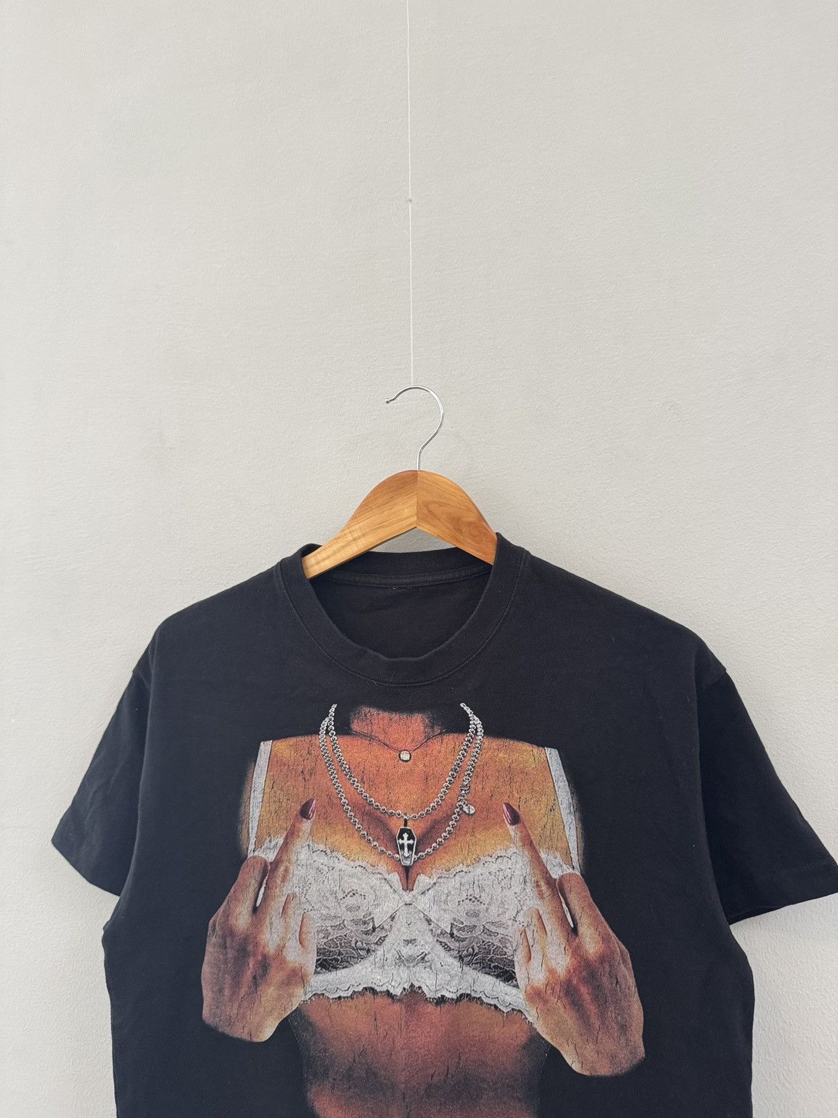 Vintage Womans Body Tee Shirt boobs Size US M / EU 48-50 / 2 - 2 Thumbnail