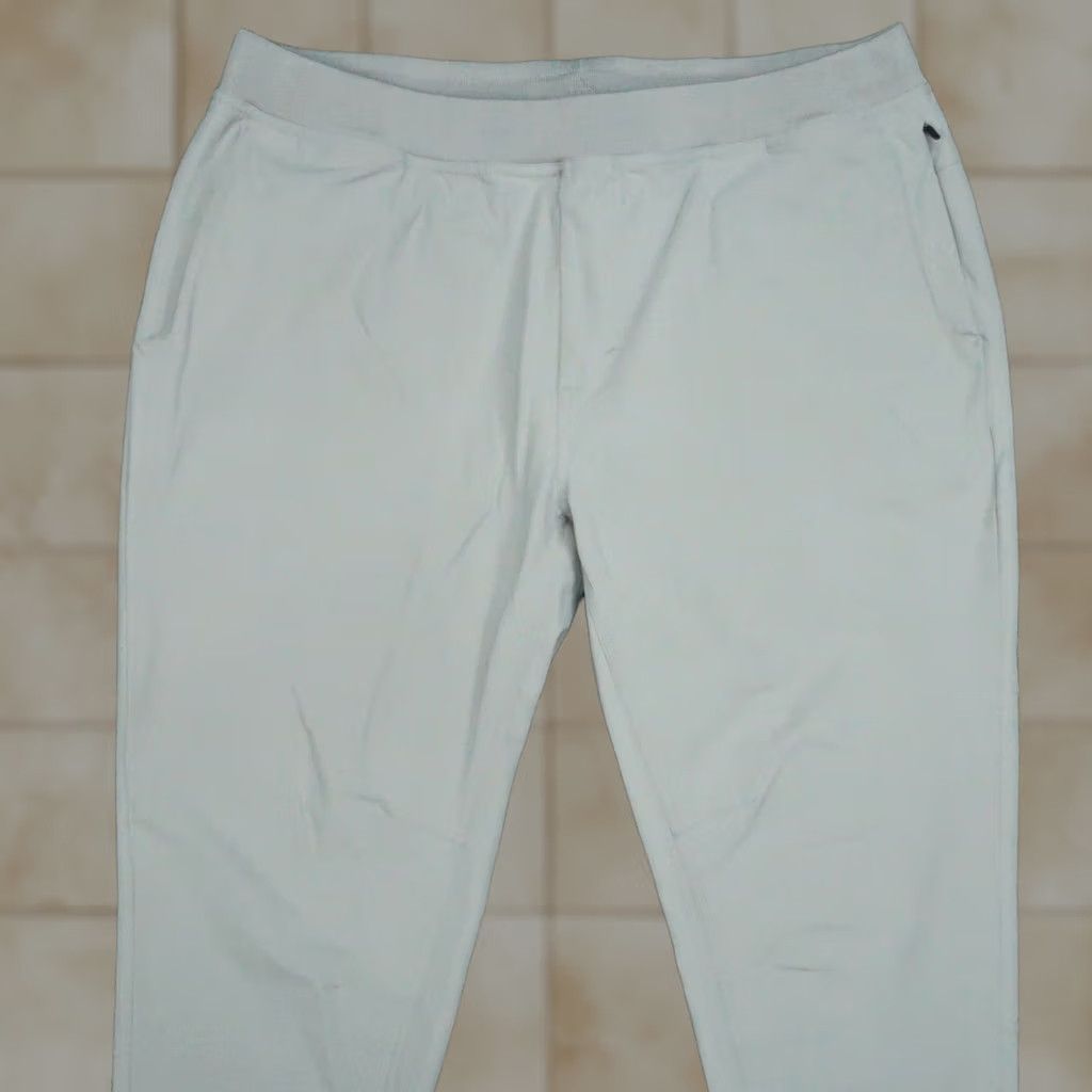 Vintage Legends Pants Mens 2XL Gray Jogger Zip Pocket Athletic Stretch 2XL Pants Tapered Inseam 29 in Jogger Sportswear Activewear Size US 39 - 1 Thumbnail