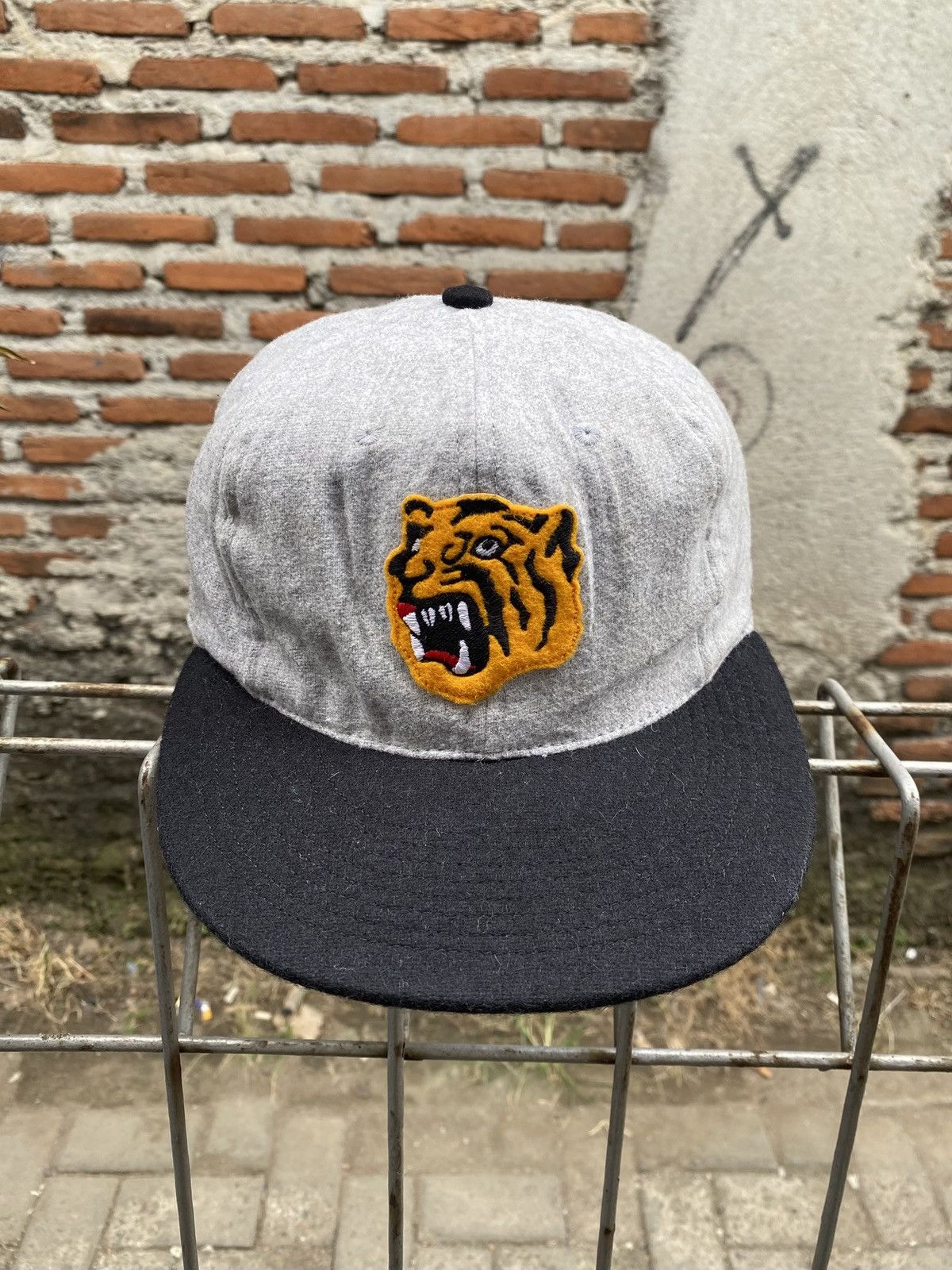 Ebbets Field Flannels Ebbets Field Osaka Tigers 1940 Size ONE SIZE - 1 Thumbnail