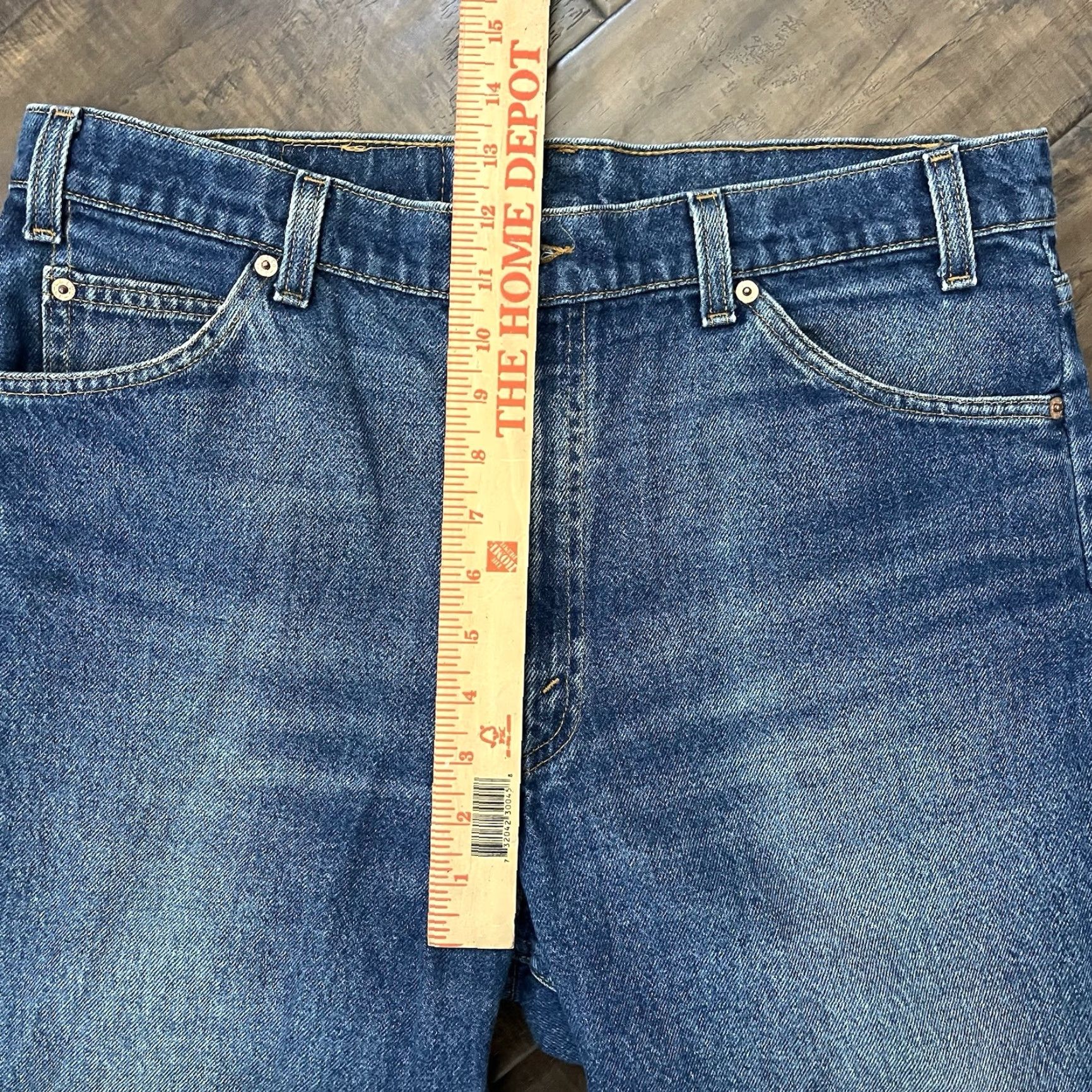 Levi's VINTAGE Levi's 553 White Tab Jeans Adult 36x31 Relaxed Blue Denim USA 1996 Mens Size US 36 / EU 52 - 6 Thumbnail