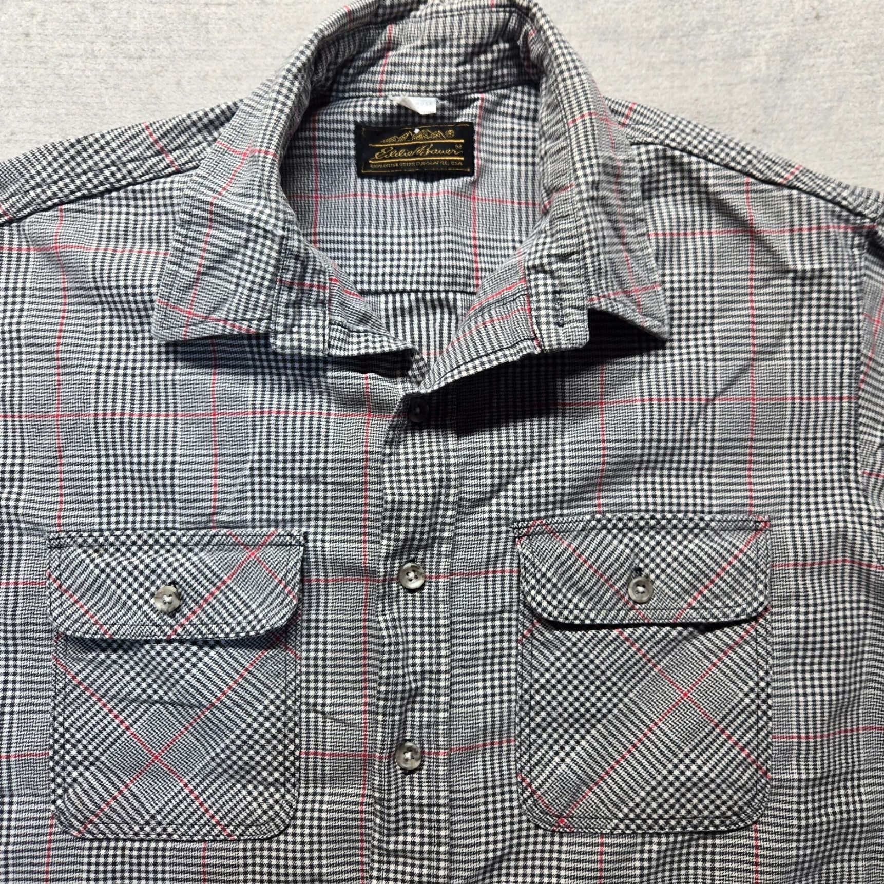 Eddie Bauer Eddie Bauer Shirt Plaid Button-Down Gray Flannel Long Sleeve Mens Large 100% Cotton Classic Fit Casual Workwear Size US L / EU 52-54 / 3 - 3 Thumbnail