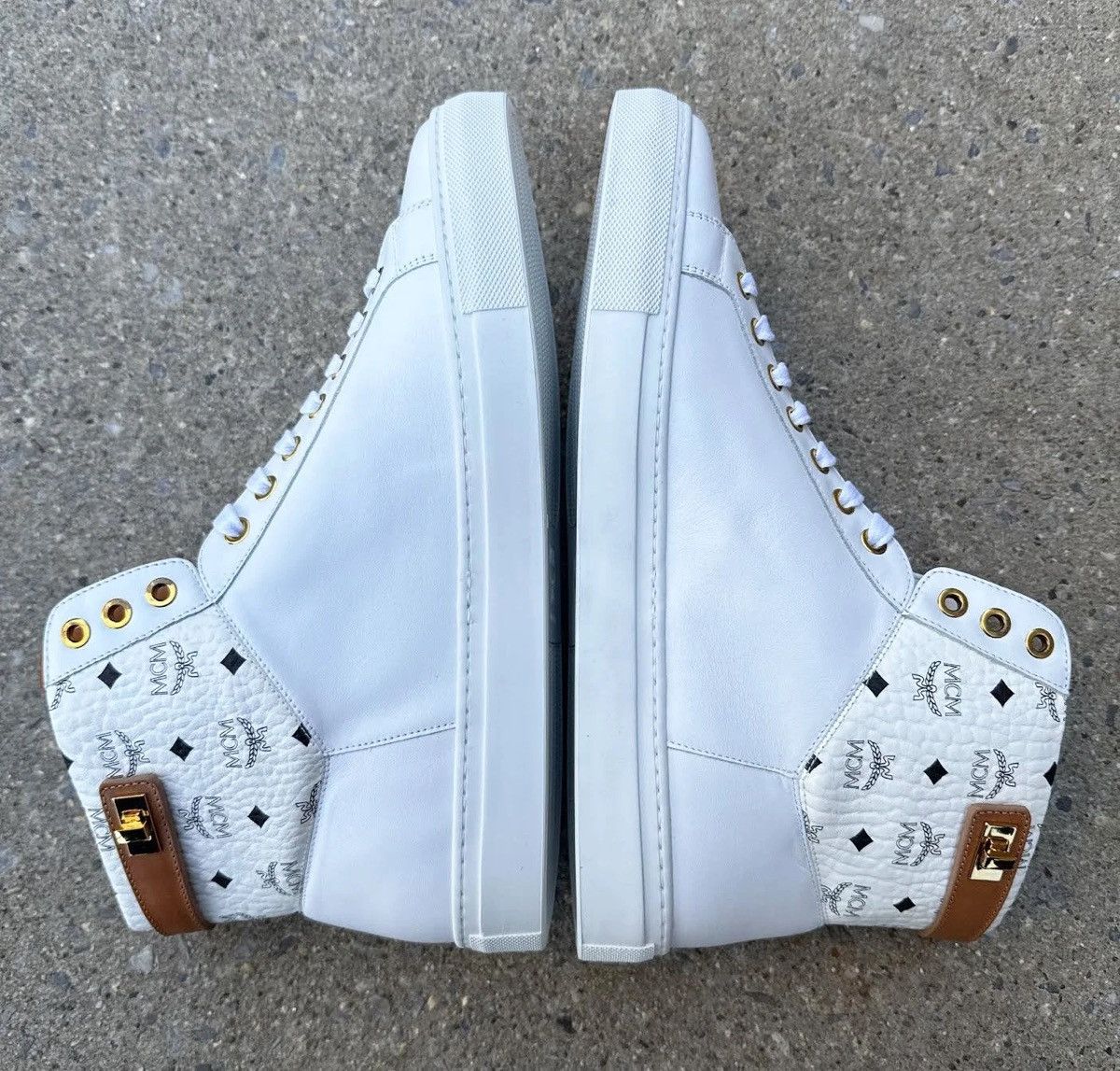 MCM MCM White Leather Hi (Size 44) DS Size US 10 / EU 43 - 4 Thumbnail