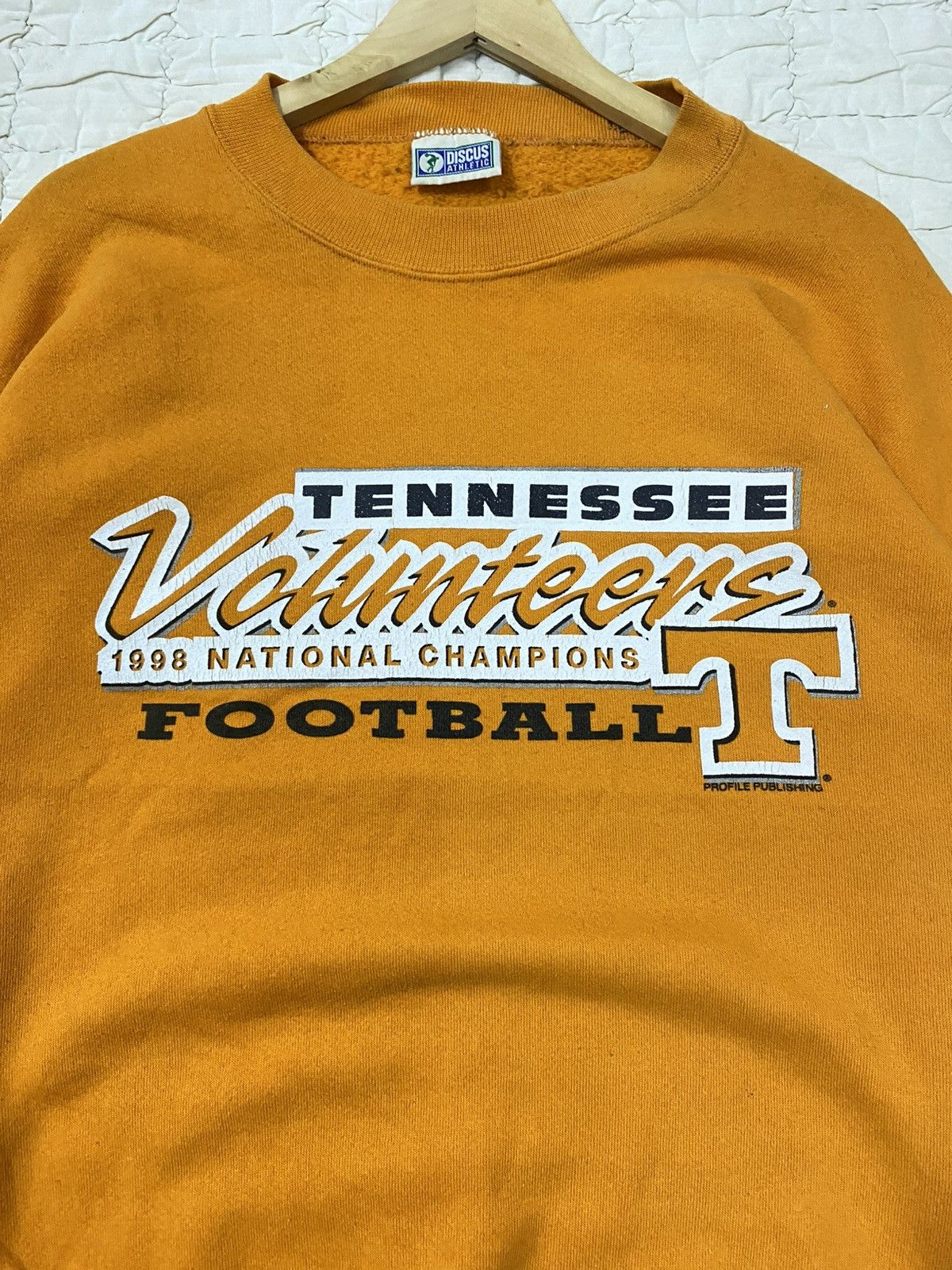 Vintage Vintage 90s Tennesse Volunteers Football Big Logo Sweatshirt Size US XL / EU 56 / 4 - 5 Thumbnail
