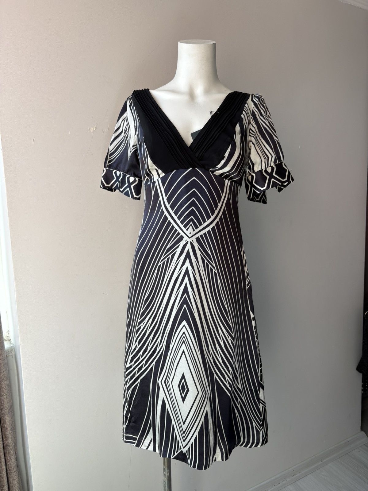 Vintage Silk dress Size S / US 4 / IT 40 - 6 Thumbnail
