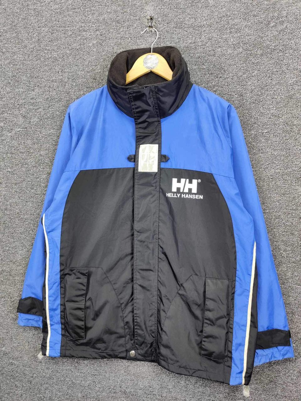 Helly Hansen Vintage Helly Hansen Waterproof Windbreaker Jacket Size US M / EU 48-50 / 2 - 2 Thumbnail