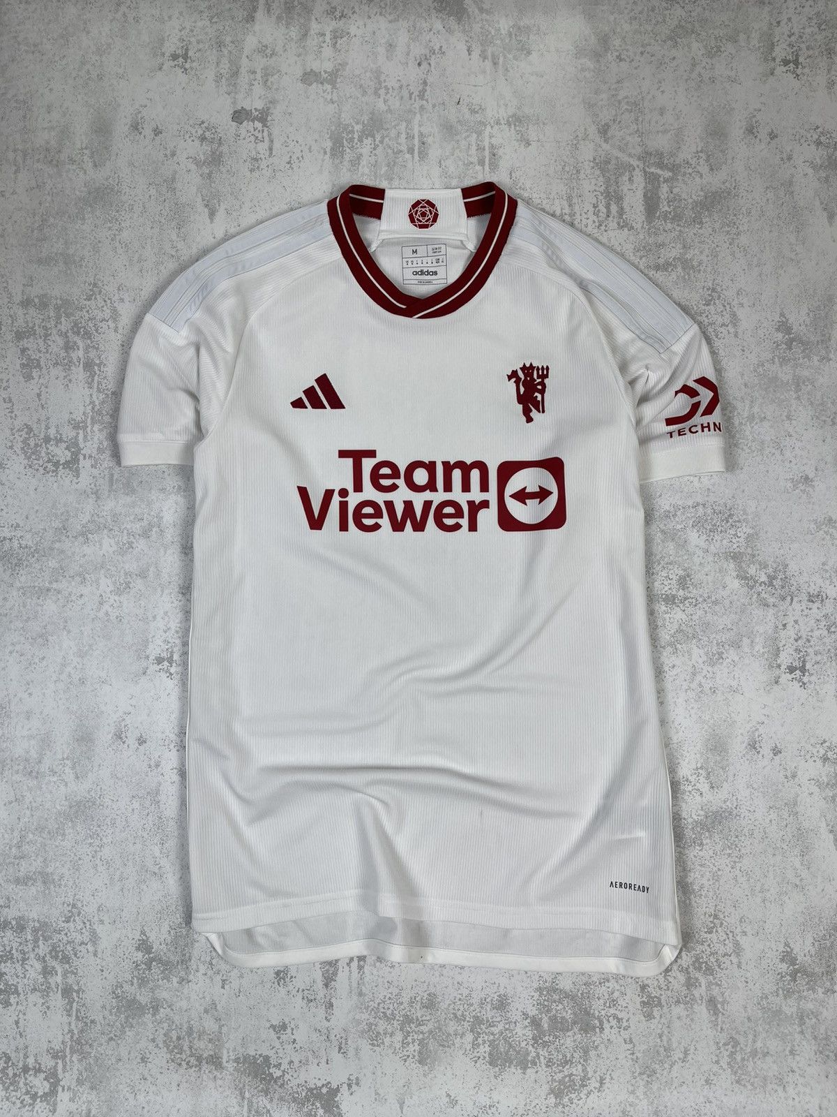 Adidas 23/24 Man United Third Kit - AEROREADYTech Minimalist Design Size US M / EU 48-50 / 2 - 1 Thumbnail