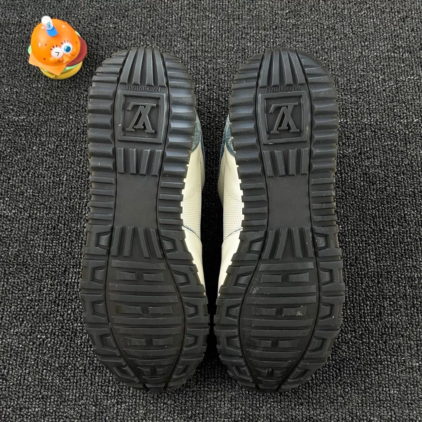 Louis Vuitton Louis Vuitton Denim & Monogram Sneakers 36.5 Size US 6 / IT 36 - 6 Thumbnail