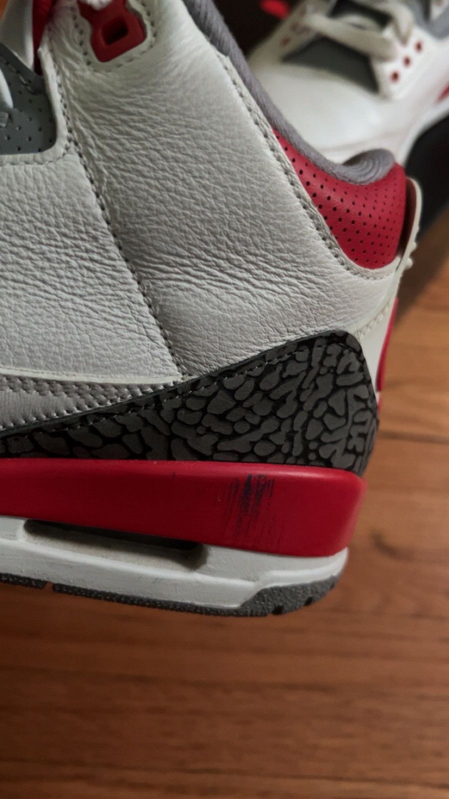 Jordan Brand Fire Red Jordan 3s Size US 8.5 / EU 41-42 - 4 Thumbnail