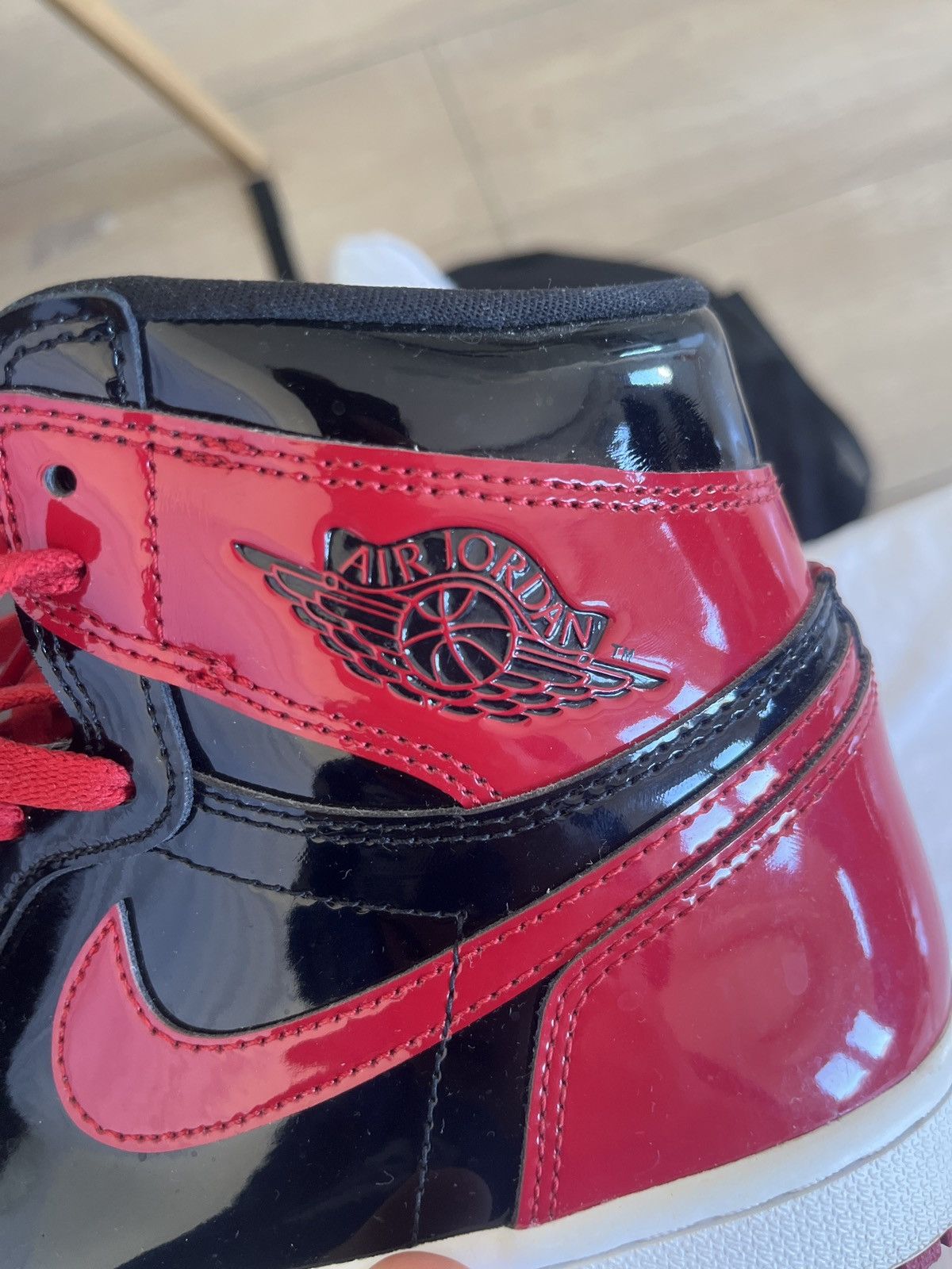 Jordan Brand × Nike Nike Jordan OG Patent Bred Size US 9 / EU 42 - 7 Thumbnail