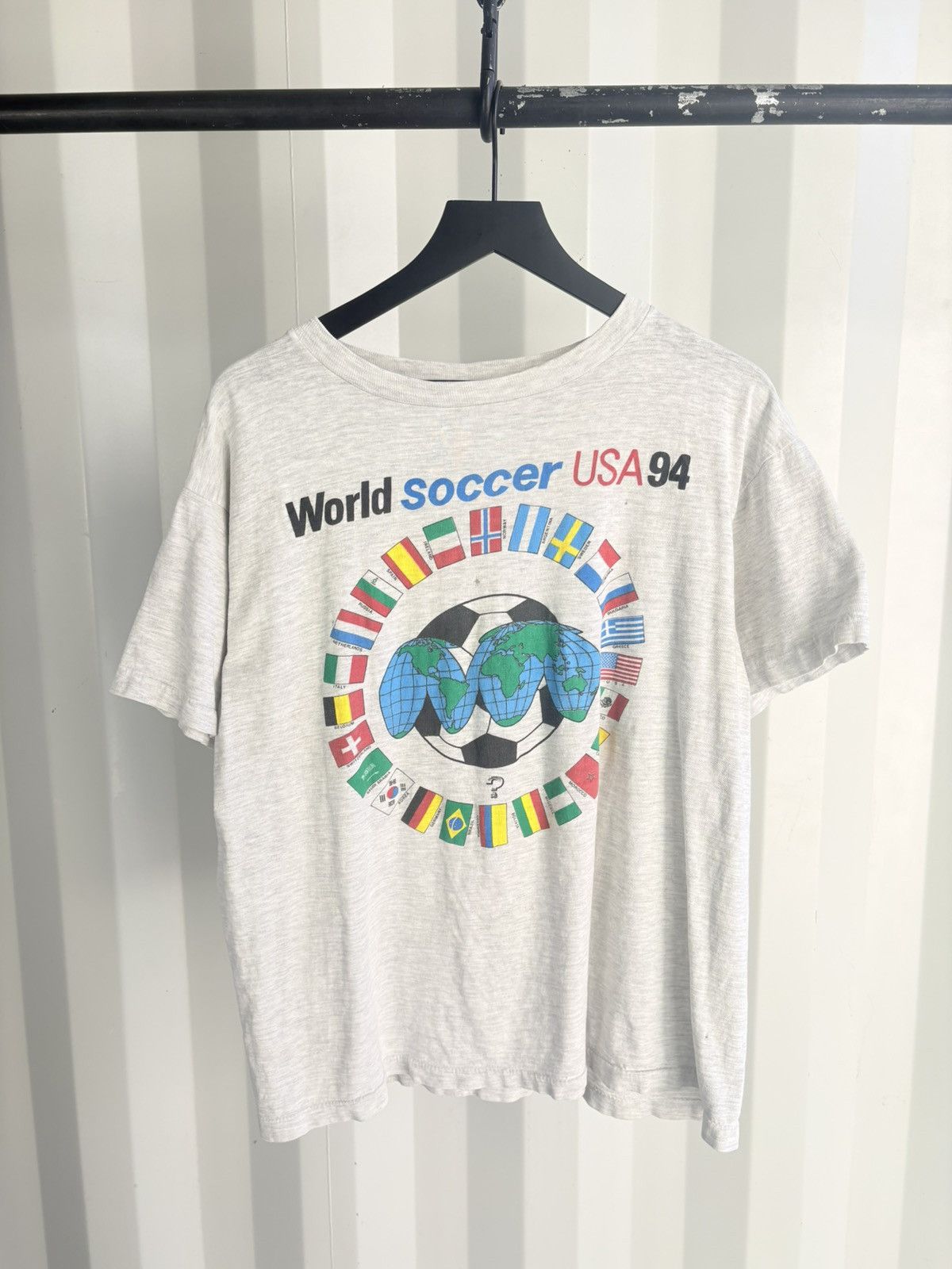 Vintage Vintage World Cup Shirt Faded Distressed GRUNGE Boxy Size US XL / EU 56 / 4 - 1 Thumbnail