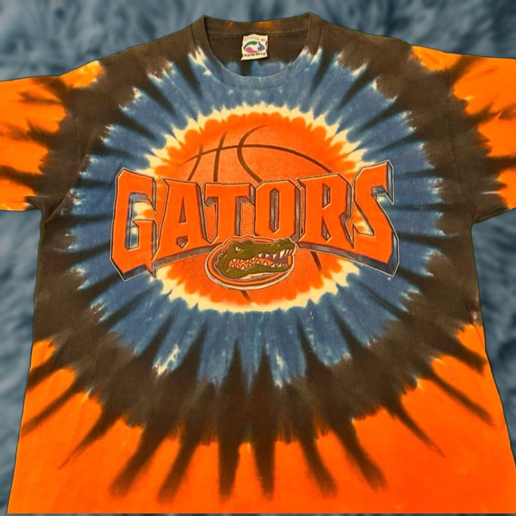 Liquid Blue VINTAGE Liquid Blue Florida Gators Basketball Tie Dye VTG Shirt Mens Size XL Size US XL / EU 56 / 4 - 1 Thumbnail