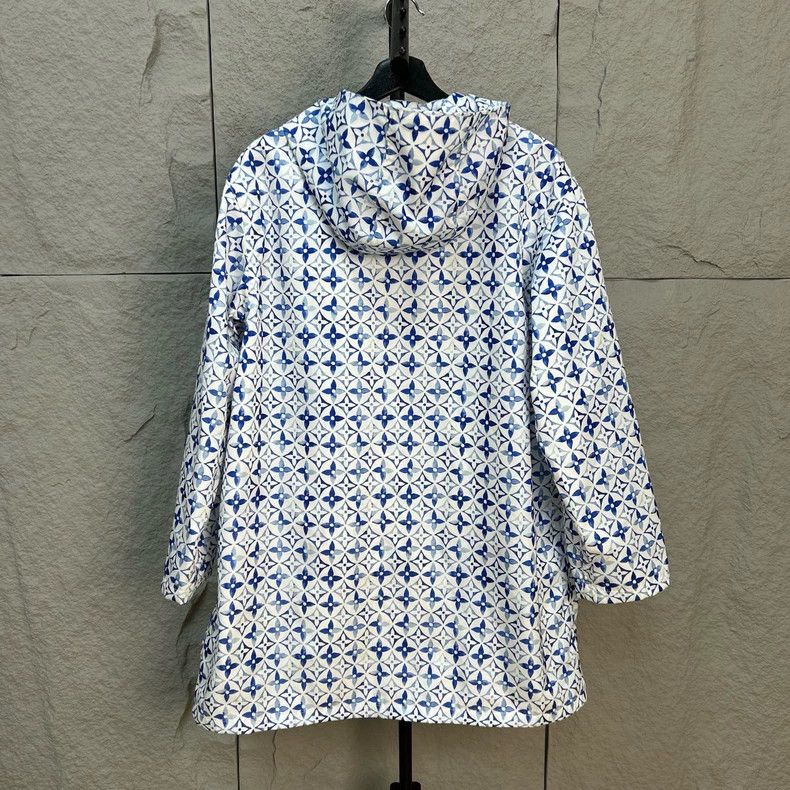 Louis Vuitton Louis Vuitton Logo Blue Full Hooded Trooper Jacket Size XS / US 0-2 / IT 36-38 - 2 Thumbnail