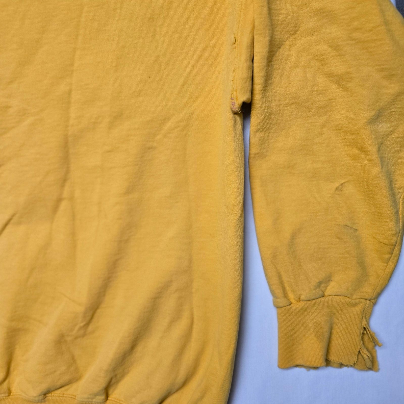 Vintage Vintage Pueblo College Sweatshirt Comunity Distressed XL Size US XL / EU 56 / 4 - 13 Thumbnail