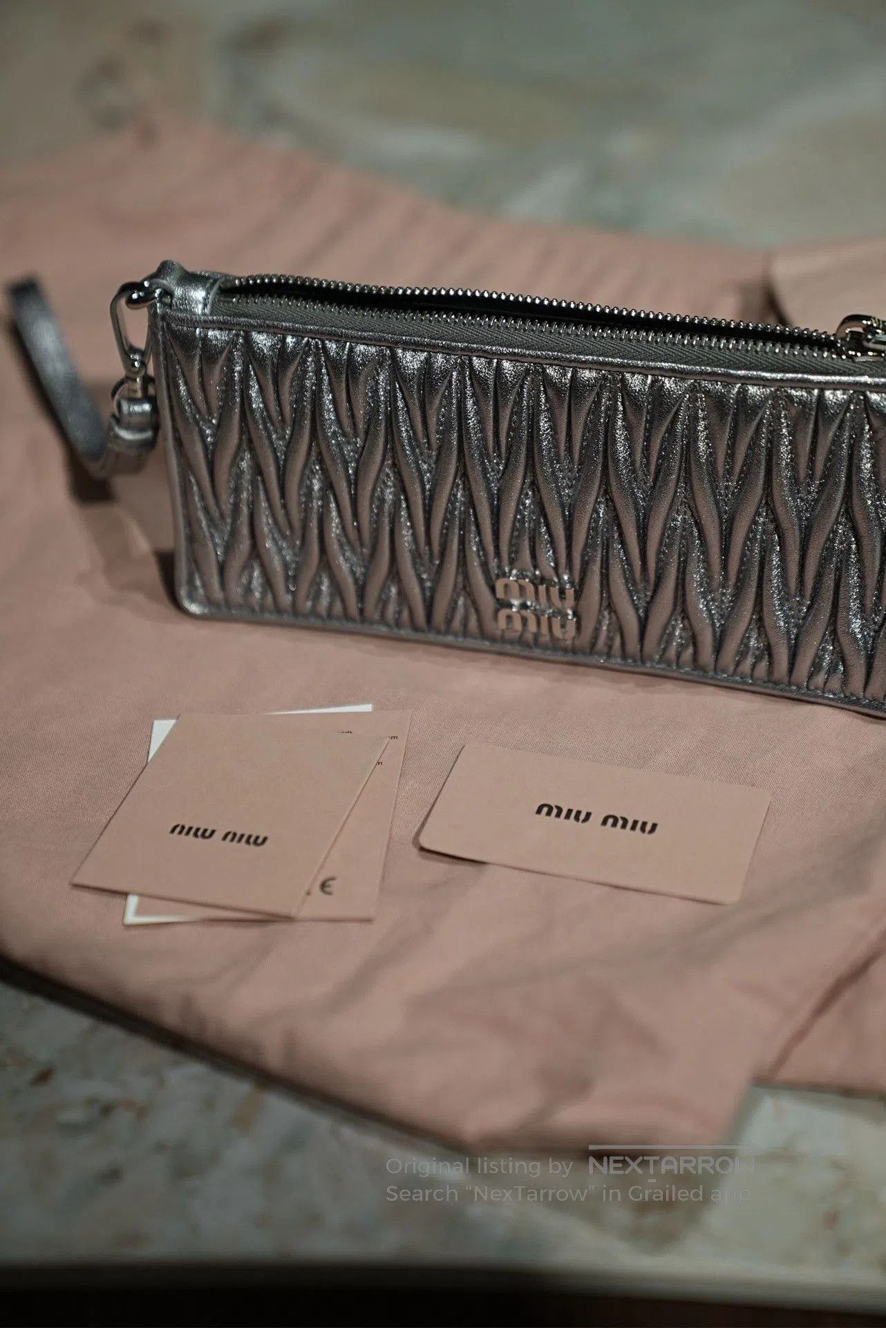 Miu Miu Miu Miu Pleated Leather Silver Clutch. Size ONE SIZE - 1 Thumbnail