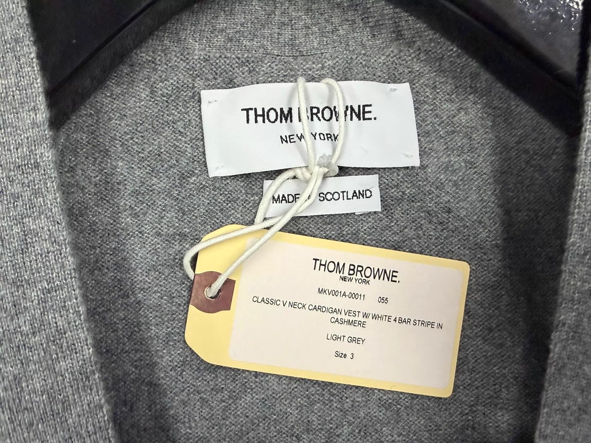 Thom Browne Thom Browne Men's Light Gray Cashmere Vest Size 3 Size US L / EU 52-54 / 3 - 4 Thumbnail