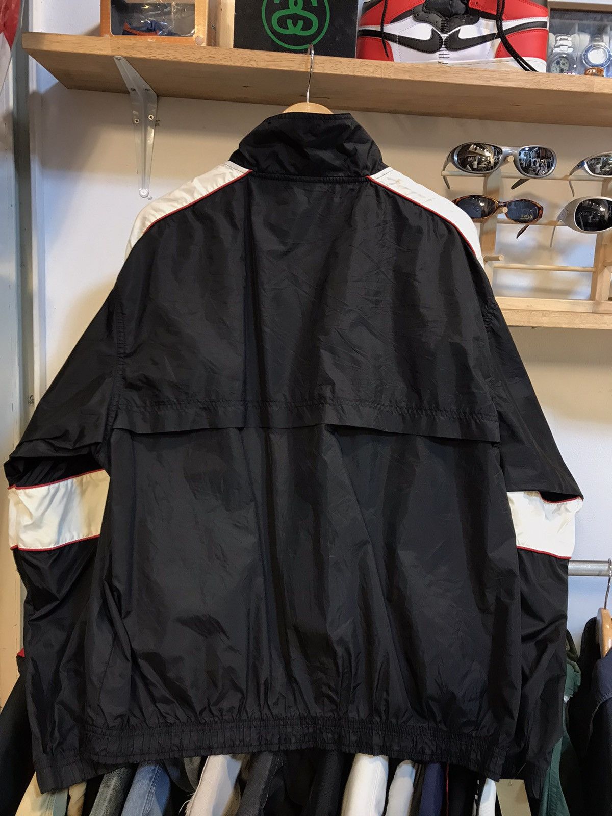 Nike × Vintage Vintage Nike Windbreaker Jacket Size US L / EU 52-54 / 3 - 2 Thumbnail