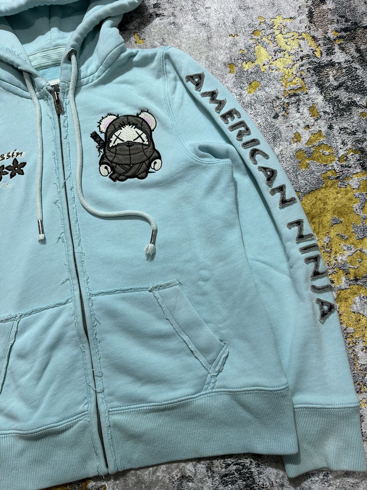 20471120 × Beauty Beast × Japanese Brand DISTRESSED EMBROIDERY AMERICAN NINJA ASSASIN ZIP HOODIE Size US M / EU 48-50 / 2 - 4 Thumbnail