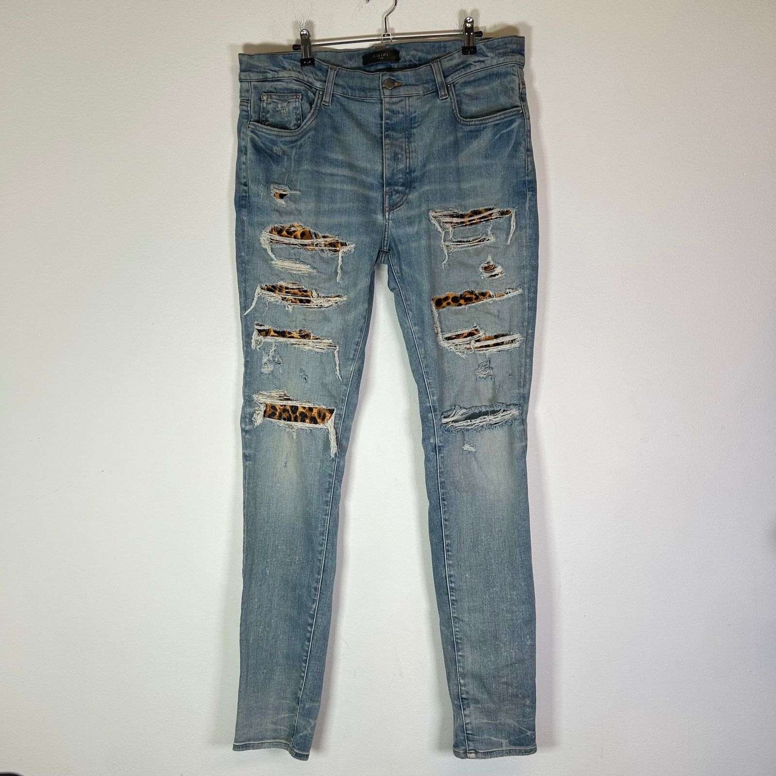 Amiri Amiri Lightwash Leopard Thrasher Jeans Size US 36 / EU 52 - 1 Thumbnail