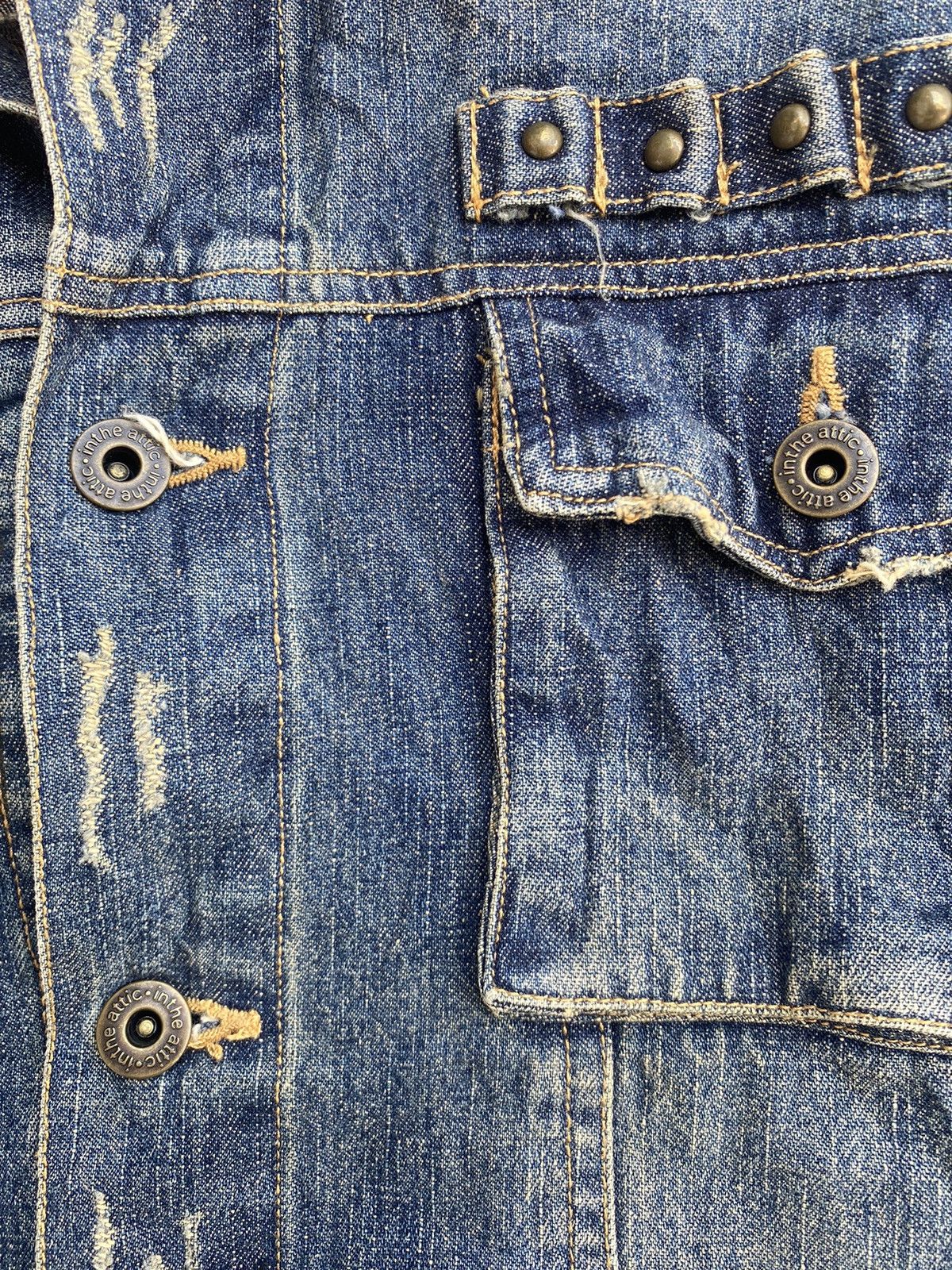 In The Attic × Japanese Brand In The Attic cyberpunk denim trucker distressed design Size L / US 10 / IT 46 - 2 Thumbnail