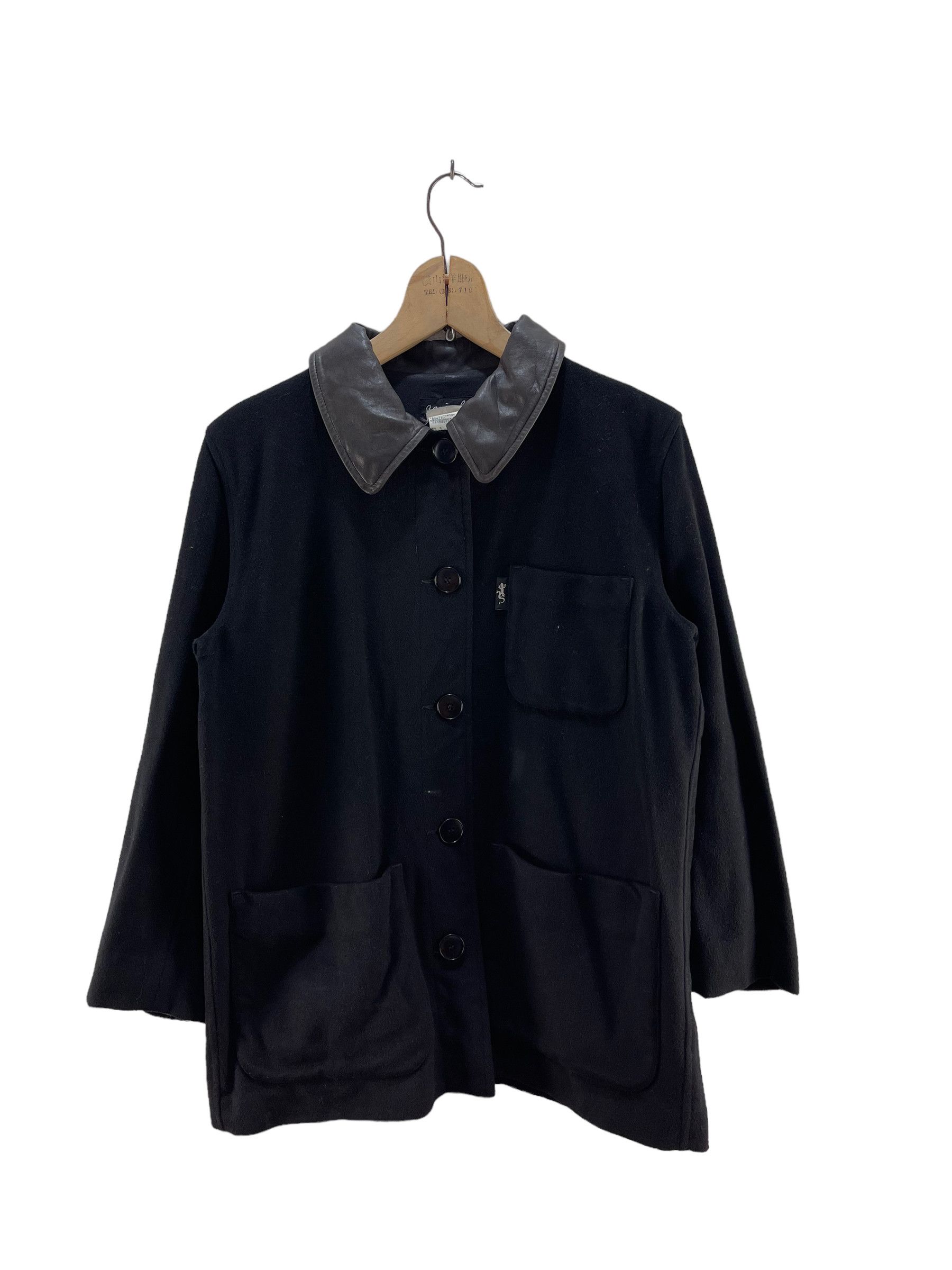 agnes b. Agnes B. Iconic Lizard Jacket Size M / US 6-8 / IT 42-44 - 1 Thumbnail