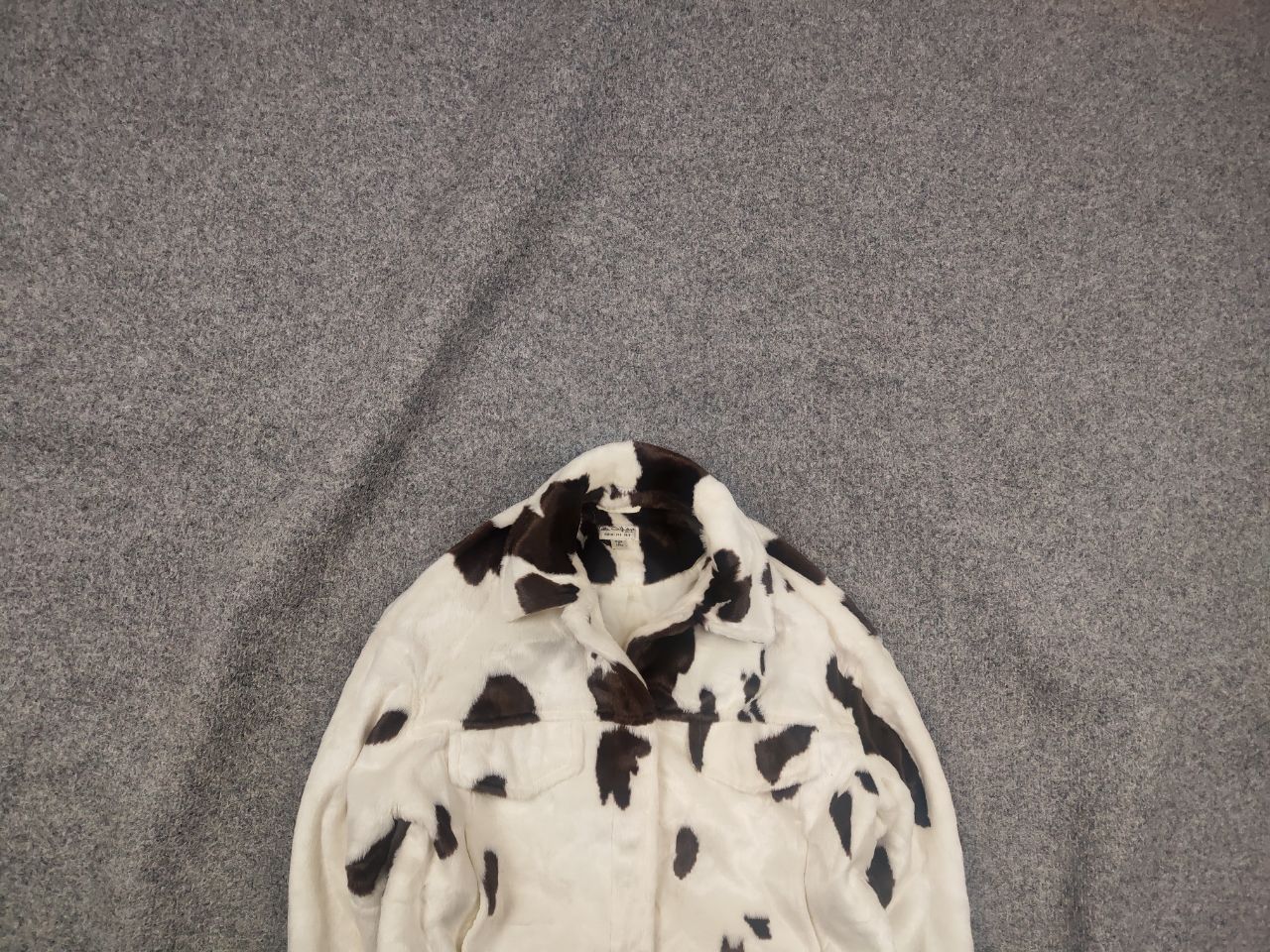 If Six Was Nine Vintage spotted cow if six was nine style fur Jacket Y2K Size S / US 4 / IT 40 - 1 Thumbnail
