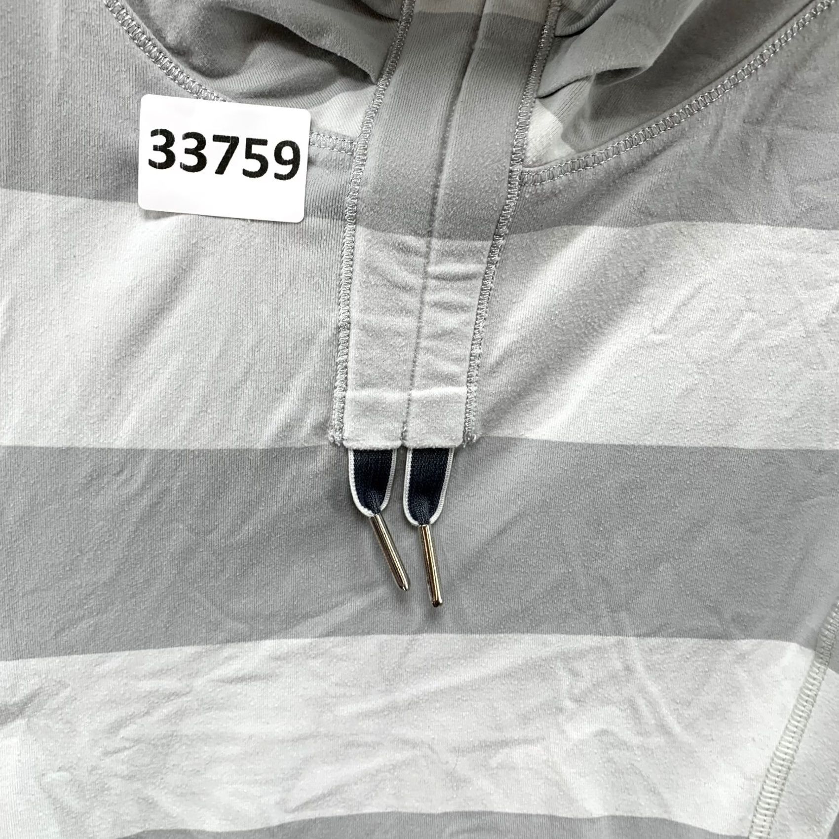 Lululemon Lululemon Hoodie Sweatshirt Womens Size 4 Gray White Striped COWL 15x26.5 Size S / US 4 / IT 40 - 6 Thumbnail