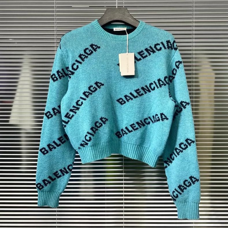 Balenciaga size 38 Sweater with Barrage Full Print Short