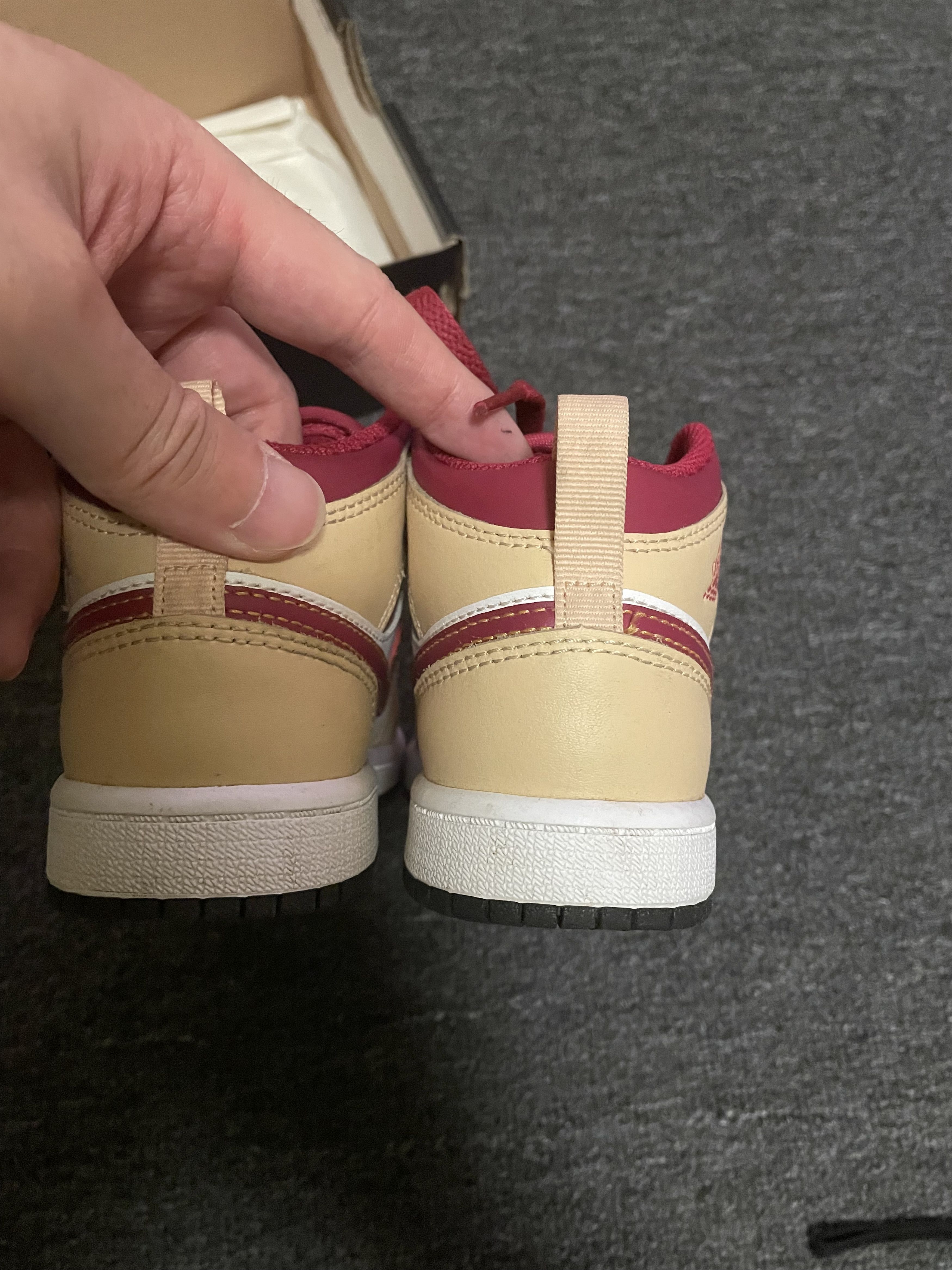 Nike NIKE Jordan children's high-top sneakers size 12c Size US 5 / EU 37 - 5 Thumbnail