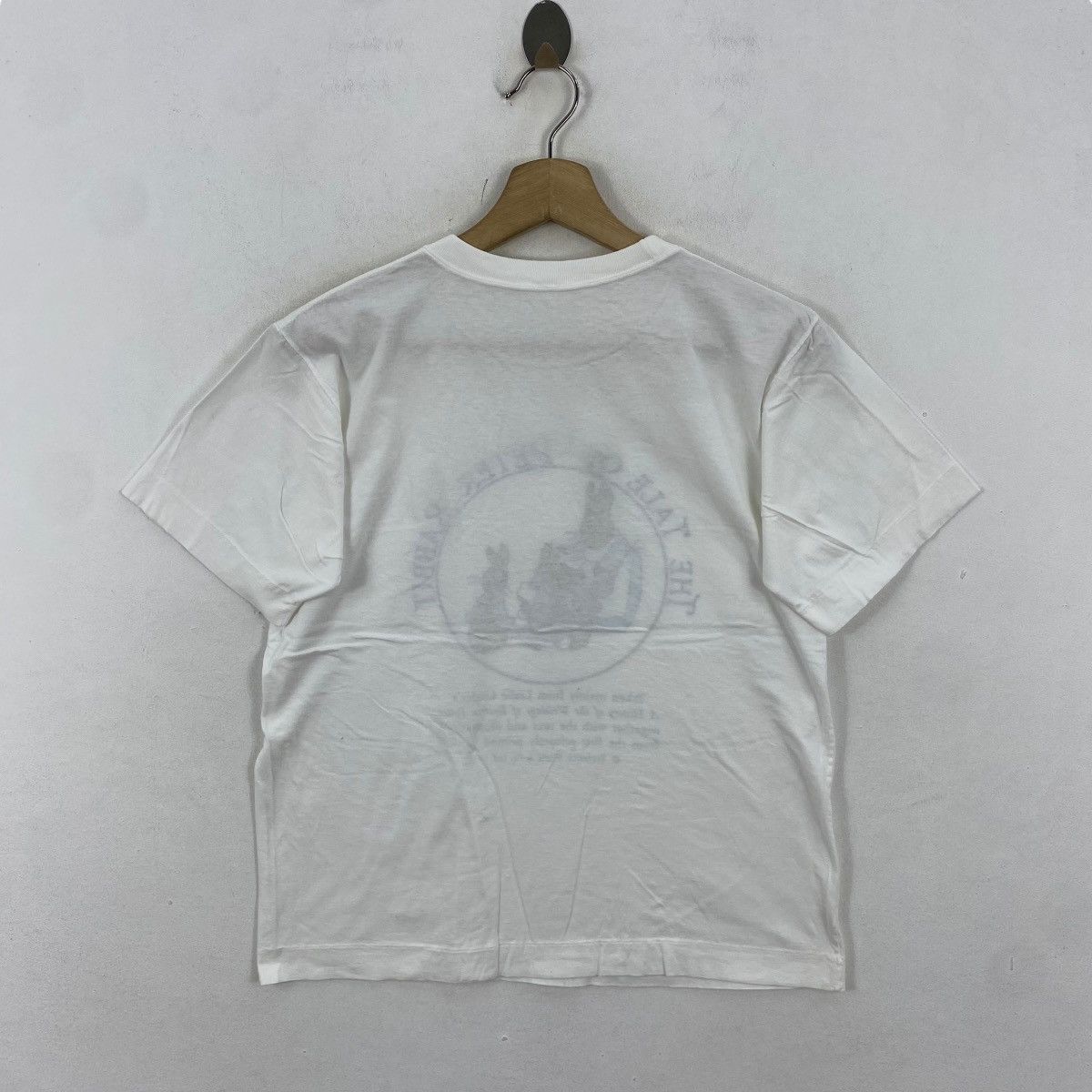 Vintage Vintage 70's The TALE Of PETER RABBIT Children Book Tee Size US M / EU 48-50 / 2 - 4 Thumbnail