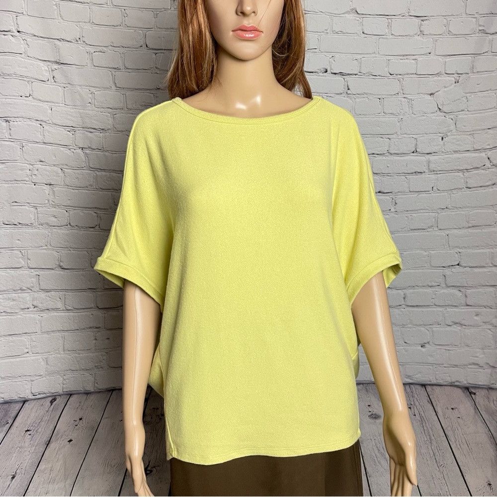 Michael Stars NWT New $88 Michael Stars Ellie Elbow Sleeve Boat Neck Lime Size L / US 10 / IT 46 - 1 Thumbnail
