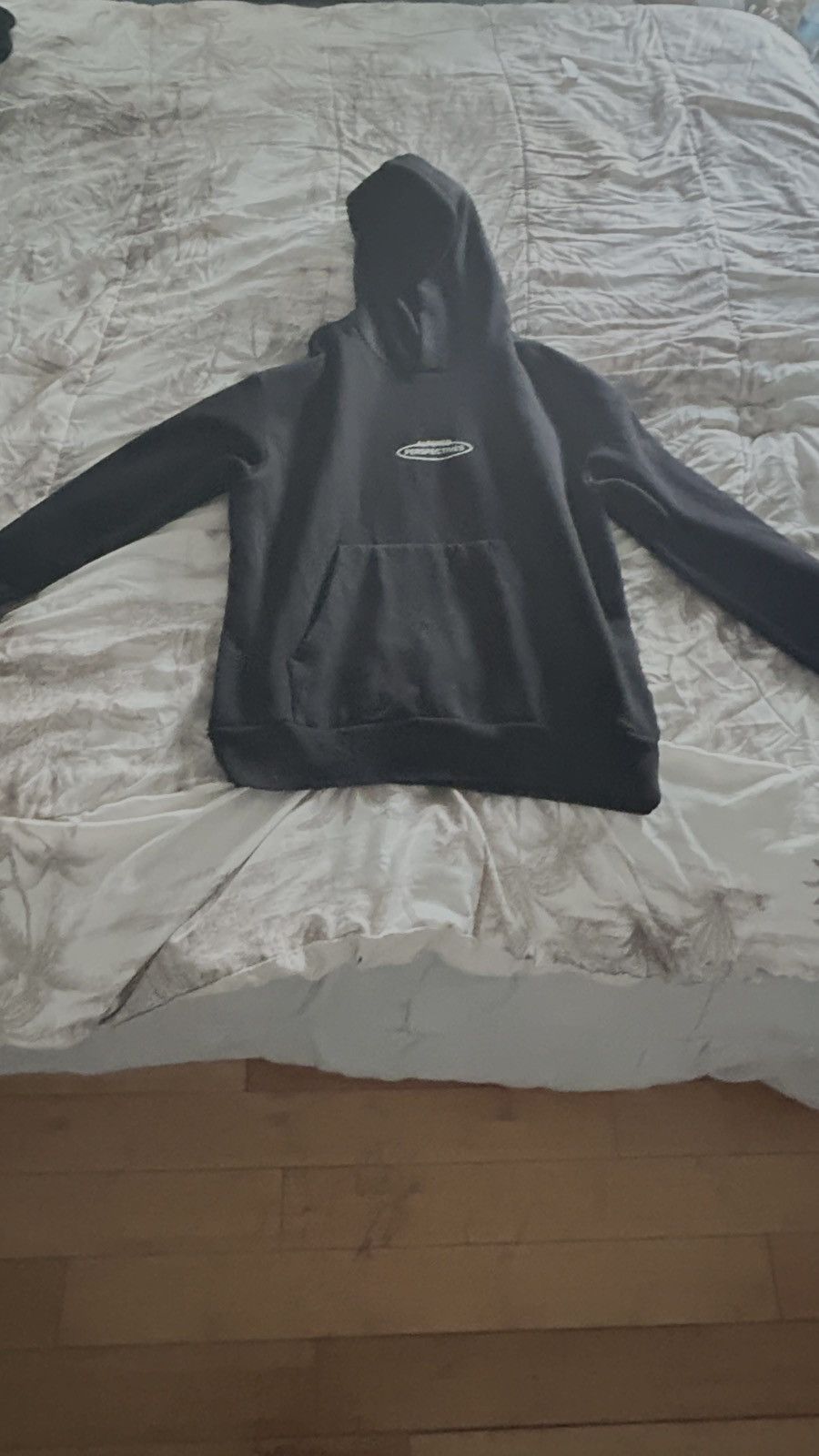 H&M Altered perspectives Hoodie Size US S / EU 44-46 / 1 - 2 Thumbnail