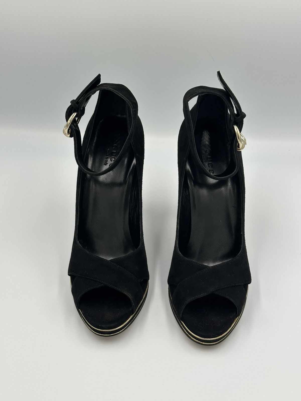 Gucci Gucci classy suede heels with box Size US 7 / IT 37 - 4 Thumbnail