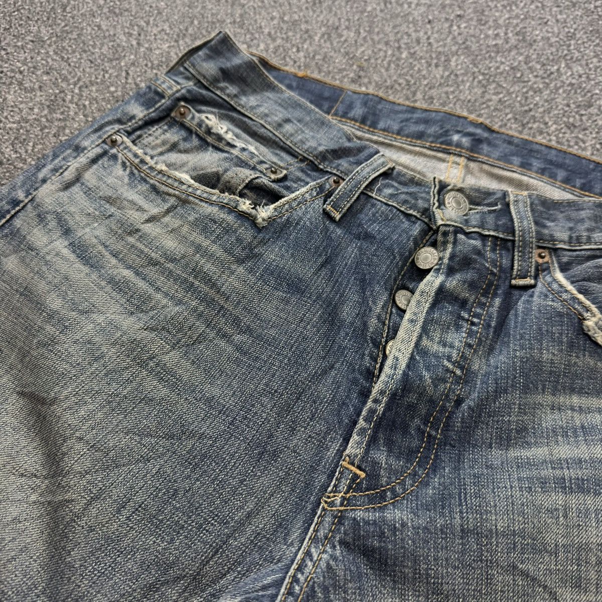 Engineered Garments × Levi's Vintage 2005 Y2K Levis 501 Distressed Denim W31 Size US 31 - 13 Thumbnail