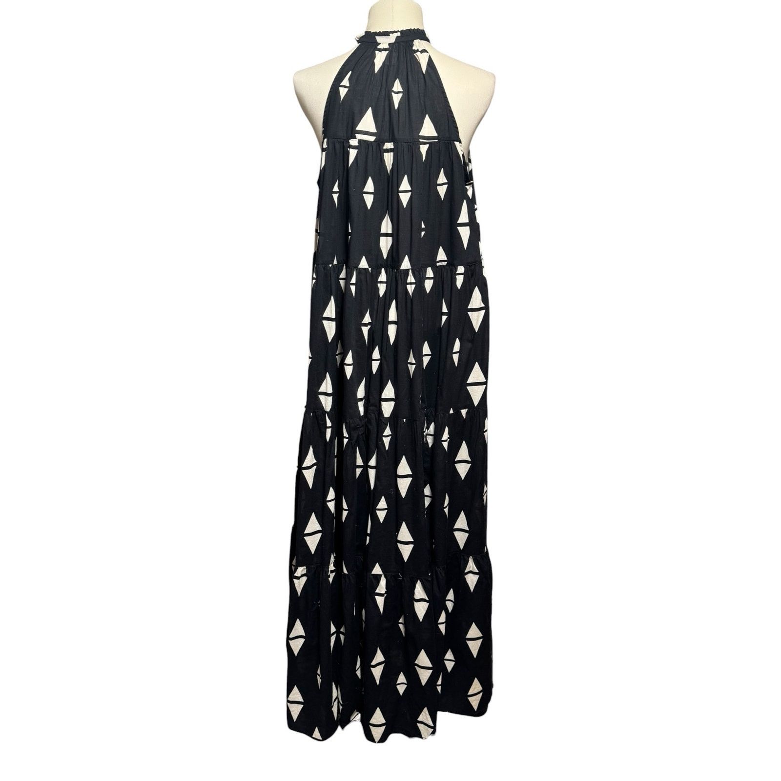 black white heart dress Black Heart Print Long Sleeve Mini Dress  AX Paris
