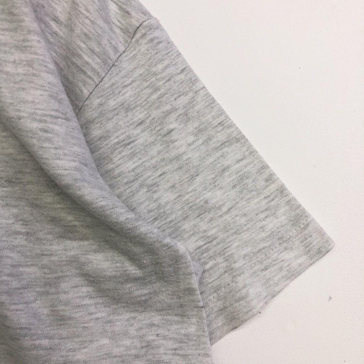 Banana Republic × Vintage Vintage Banana Republic Backphoto Tshirt Size US S / EU 44-46 / 1 - 8 Thumbnail