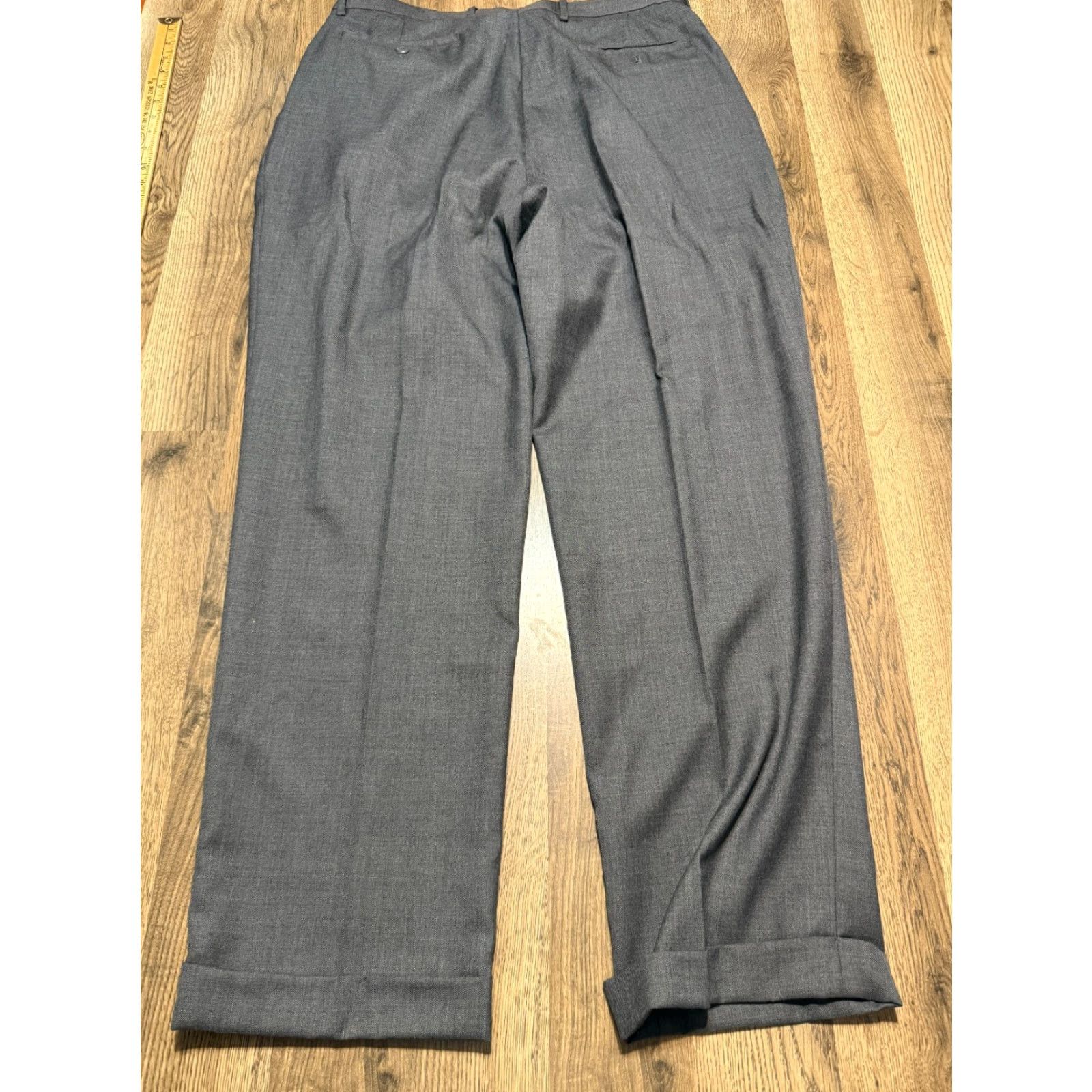 Vintage Louis Raphael Tailored Pants Women's Size 4 Gray Pleated Dress Pants Cuffed Size 27" / US 4 / IT 40 - 2 Thumbnail