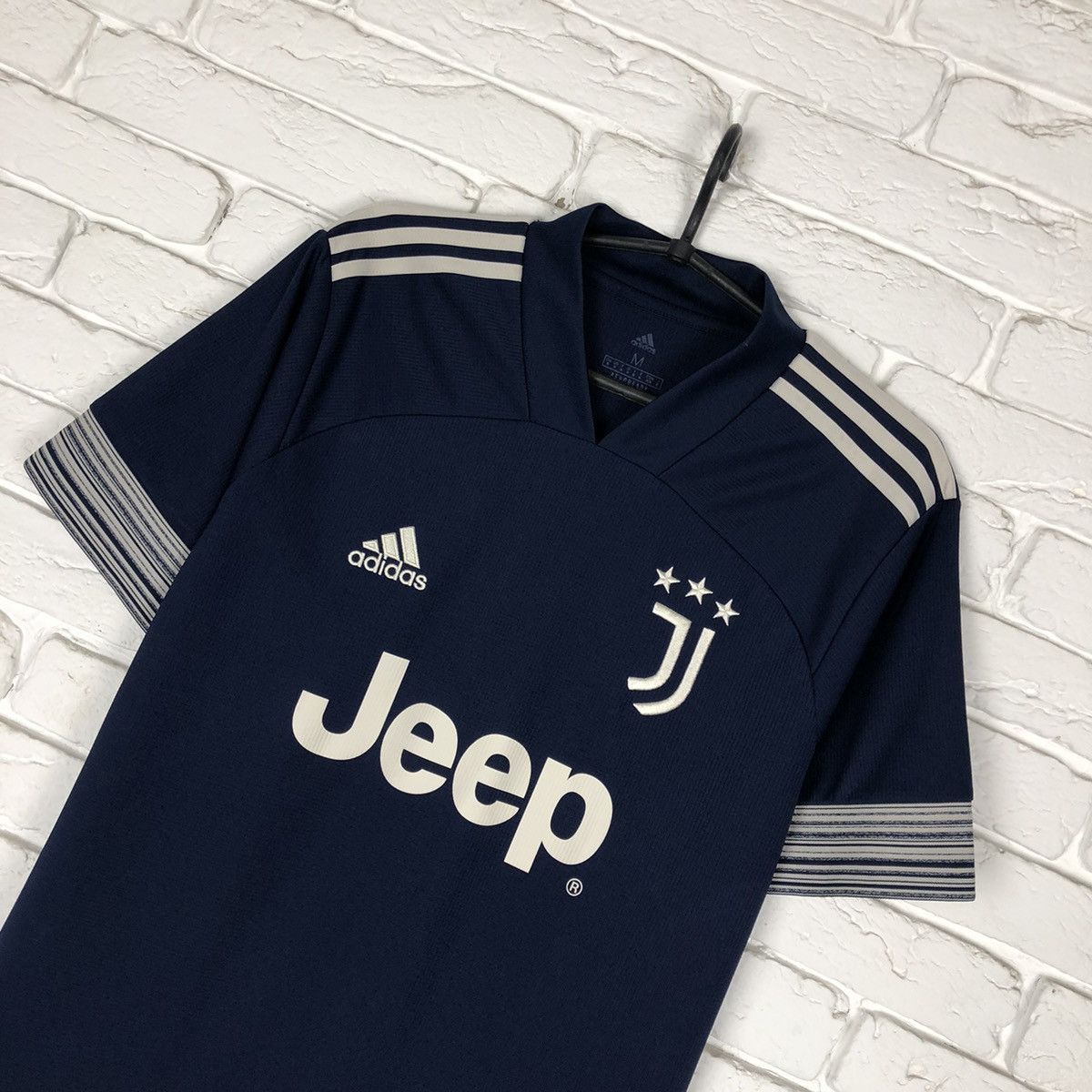 Adidas Juventus 2020 2021 away jersey Size US M / EU 48-50 / 2 - 2 Thumbnail