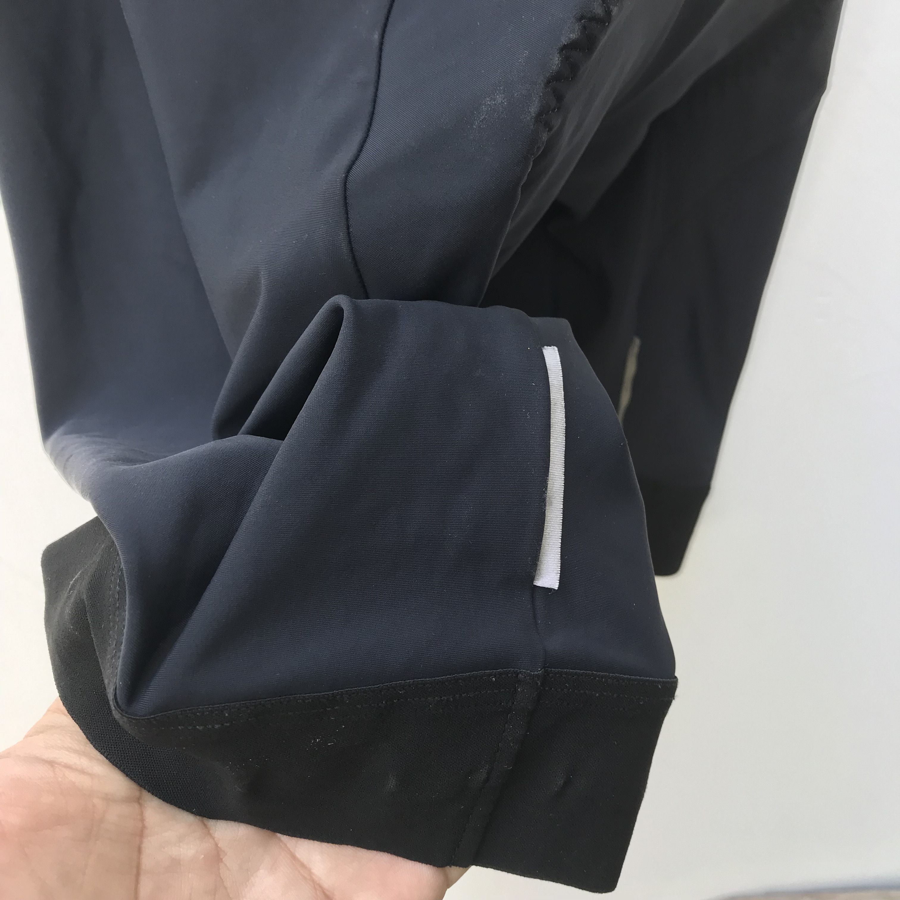 Designer × GOREWEAR × Swissgear Assos T.neoPro_s7 bib shorts Bike Jersey short pants black Size US 34 / EU 50 - 8 Thumbnail