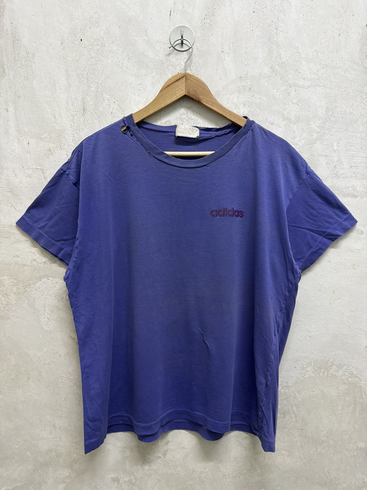 Adidas Vintage 90’s Distressed Adidas Descente Trefoil Thrashed Tee Size US M / EU 48-50 / 2 - 3 Thumbnail