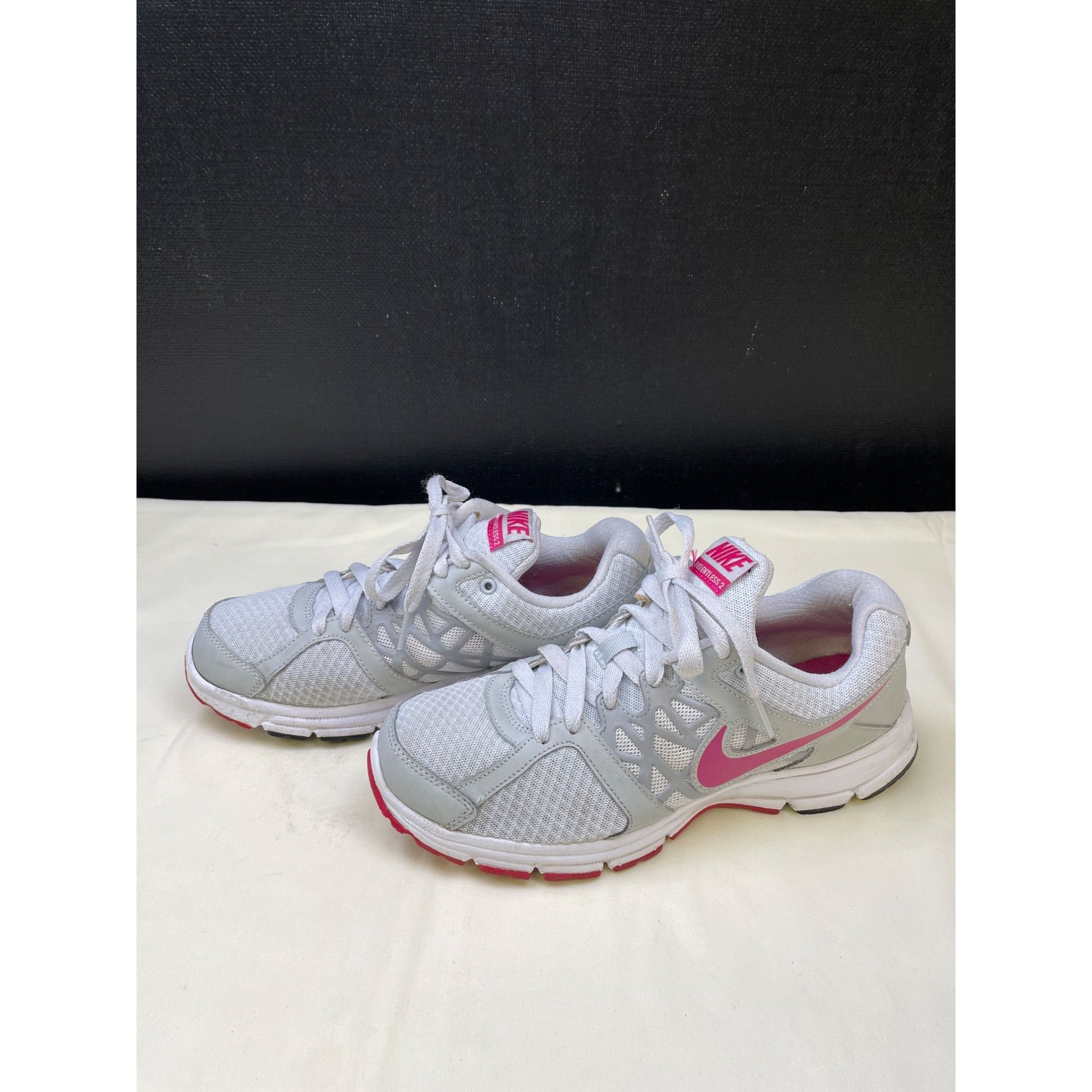 Nike Nike Relentless 2 Women's Gray/Pink Running Sneakers/Shoes S Size US 9 / IT 39 - 3 Thumbnail