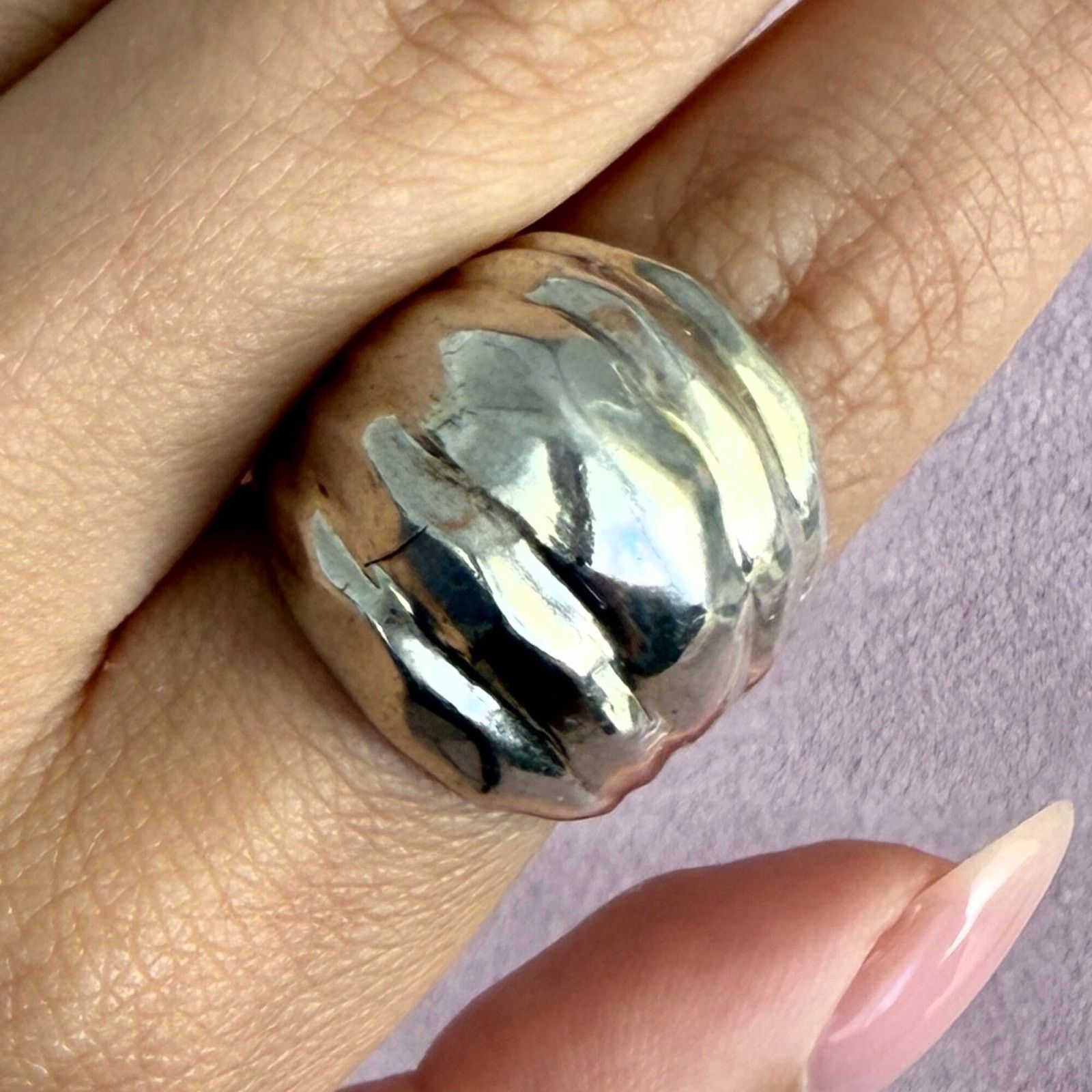 Sterling Silver sterling silver vintage hammered dome ring size 6.75 Size ONE SIZE - 1 Thumbnail