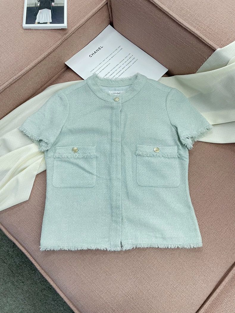 Chanel Chanel Mint green small tassel short sleeves Size XS / US 0-2 / IT 36-38 - 1 Thumbnail