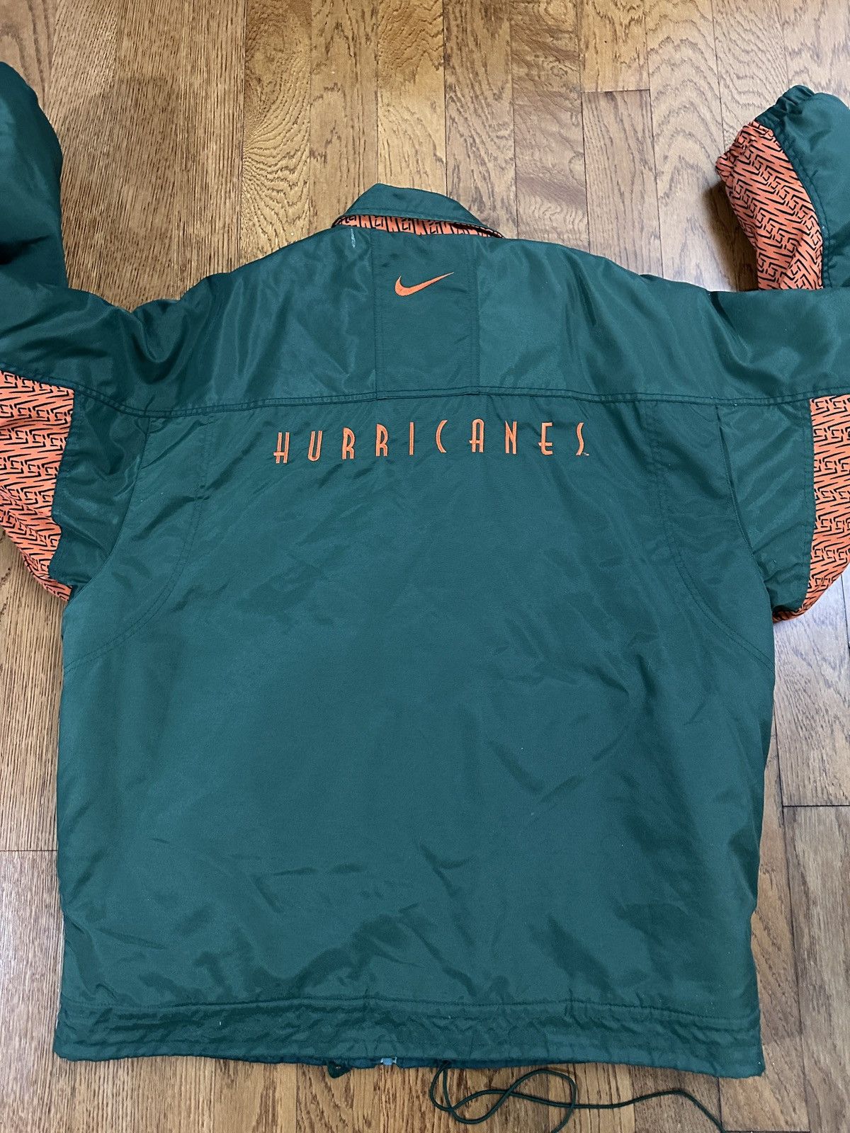 Nike Rare Vintage 90s U Miami Nike Green Coat Jacket Size XL Size US XL / EU 56 / 4 - 9 Thumbnail