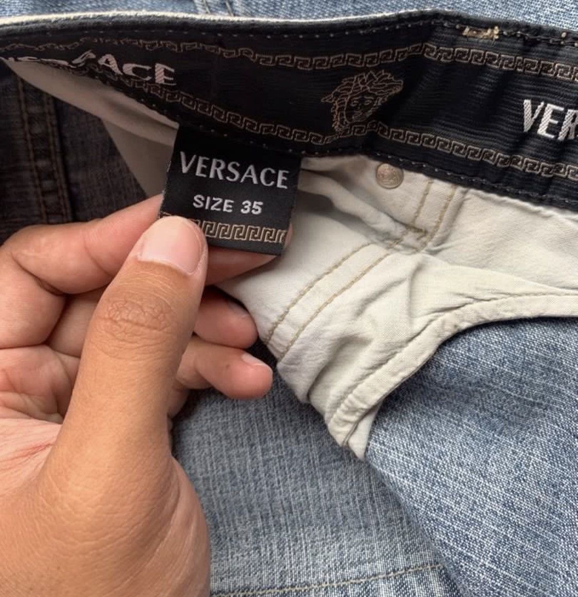 Le Grande Bleu (L.G.B.) × Versace × Versace Jeans Couture Vintage Versace faded Jeans Size US 36 / EU 52 - 7 Thumbnail
