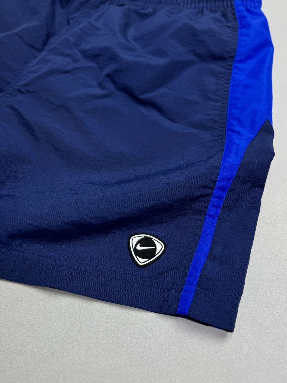 Nike Vintage Nike Shox Shorts Y2k Avantgarde Streetwear Nylon Size US 32 / EU 48 - 4 Thumbnail
