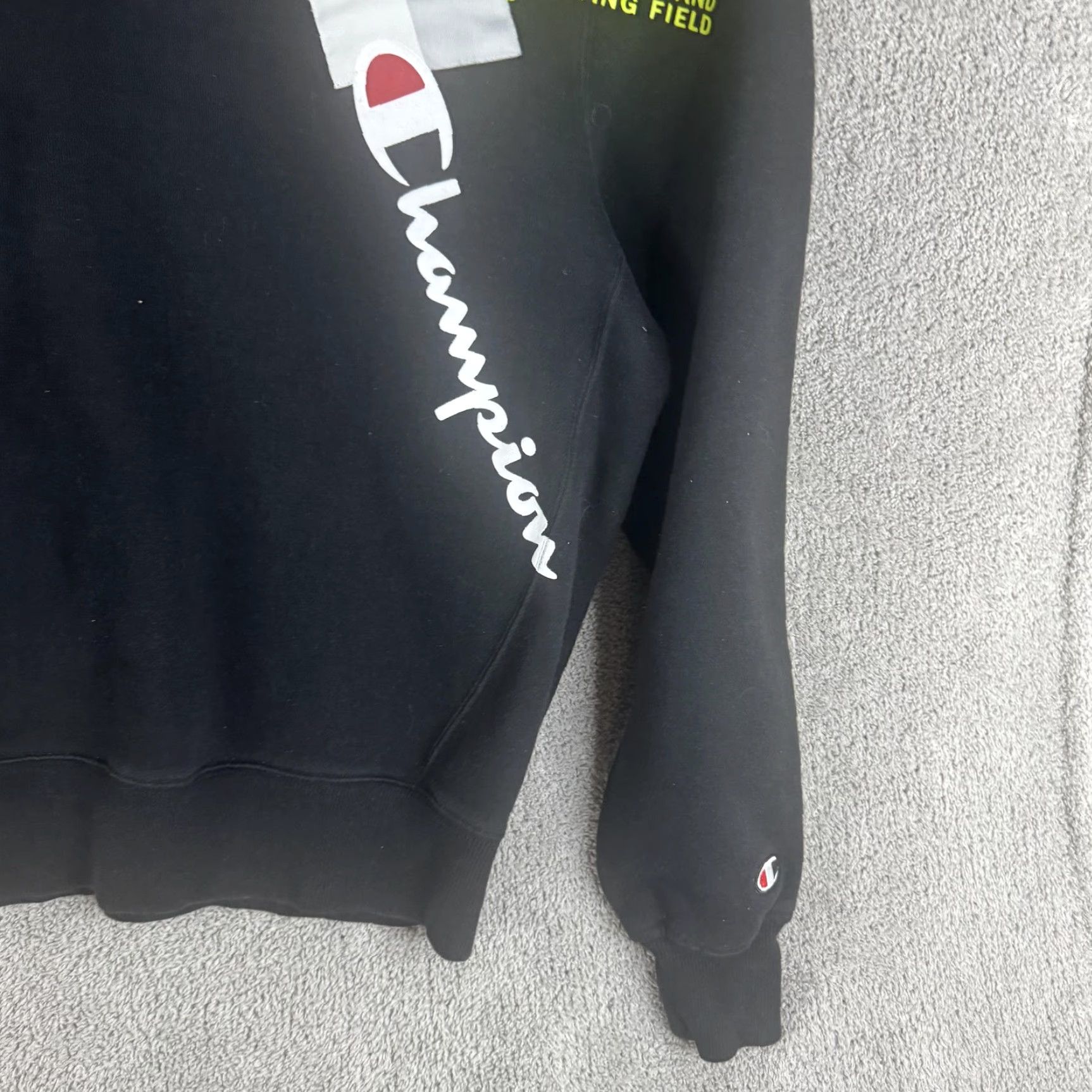 Champion Champion Sweatshirt Mens Small Black Fleece Crewneck Graphic Pullover Logo Size US S / EU 44-46 / 1 - 3 Thumbnail