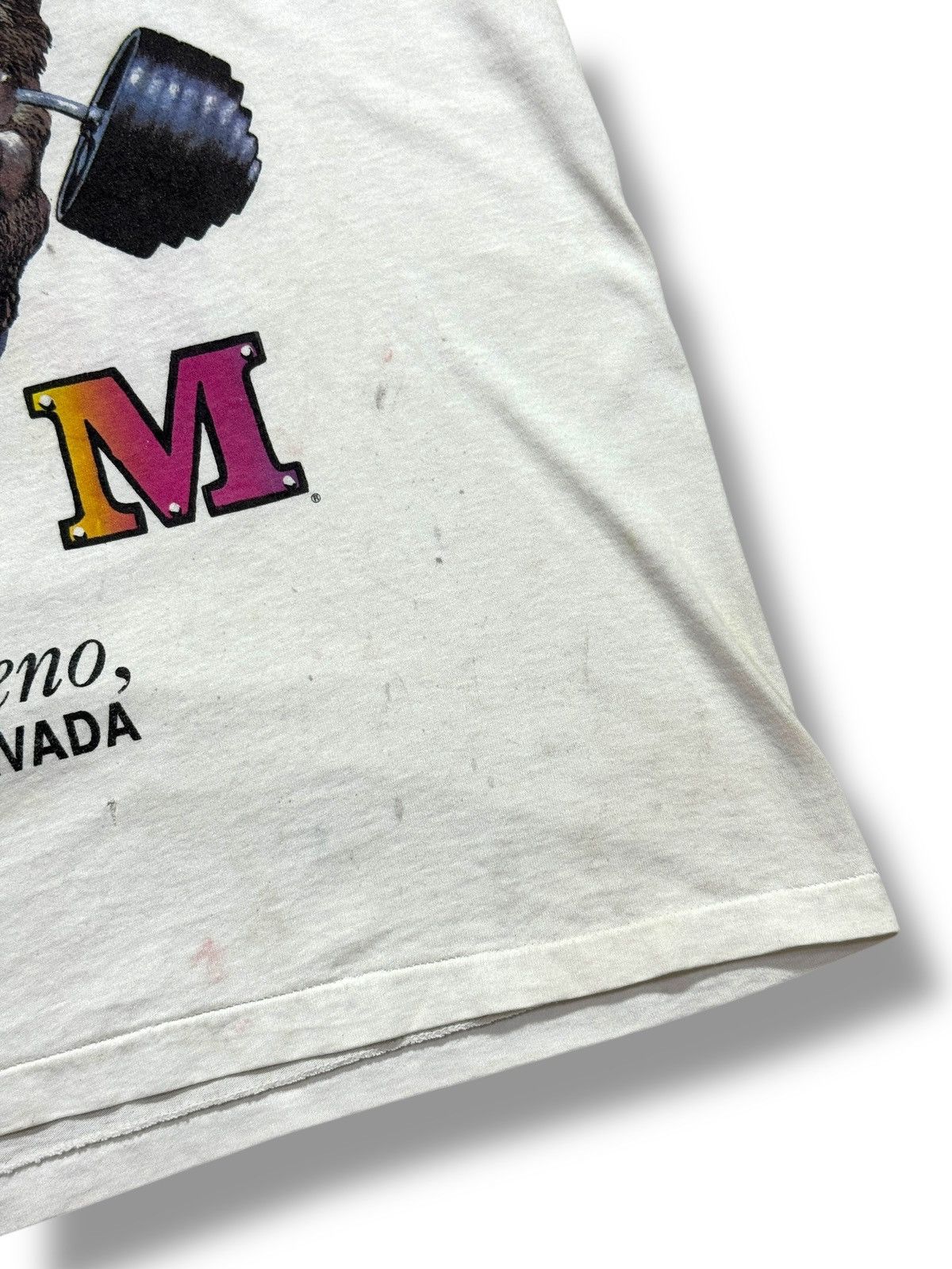 Vintage *RARE* VINTAGE 90s WORLD GYM TEE RENO NEVADA GORILLA Size US M / EU 48-50 / 2 - 3 Thumbnail