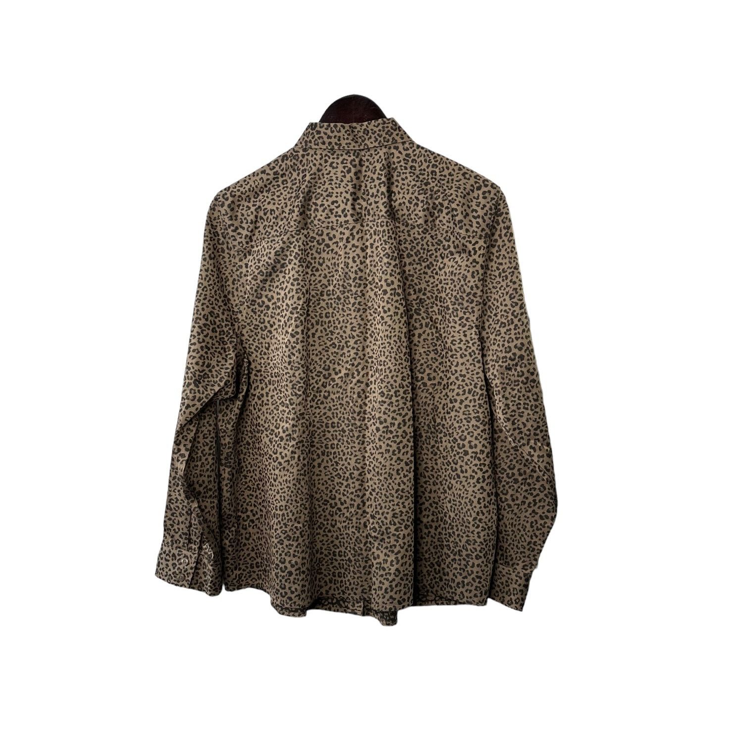 Chicos Chico's No-Iron Coolmax All Seasons Cheetah-Print Shirt Size XXL / US 16-18 / IT 52-54 - 5 Thumbnail