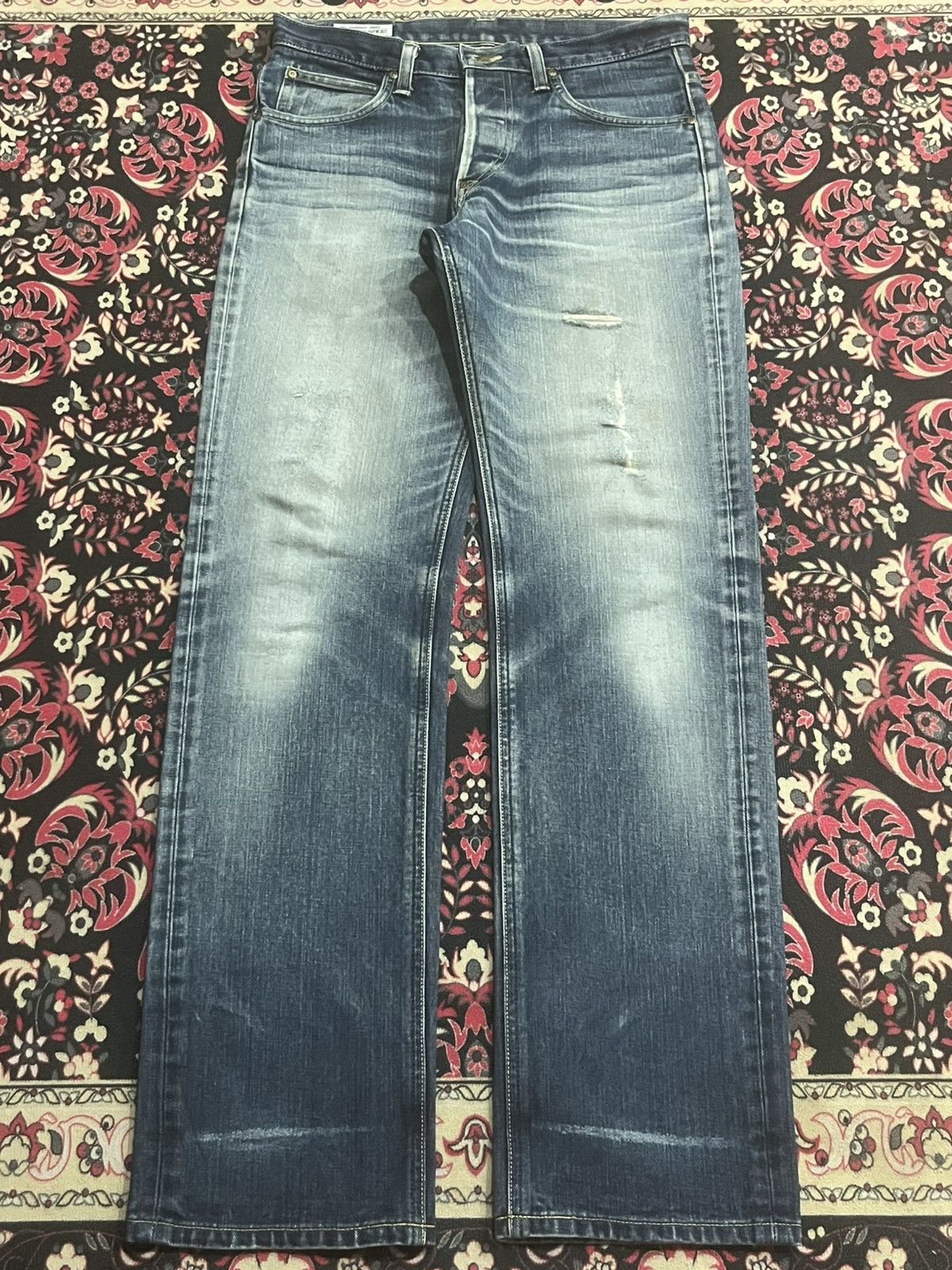 Vintage Vintage Lee Riders Blue Faded Distressed Straight Leg Jeans Size US 30 / EU 46 - 1 Thumbnail